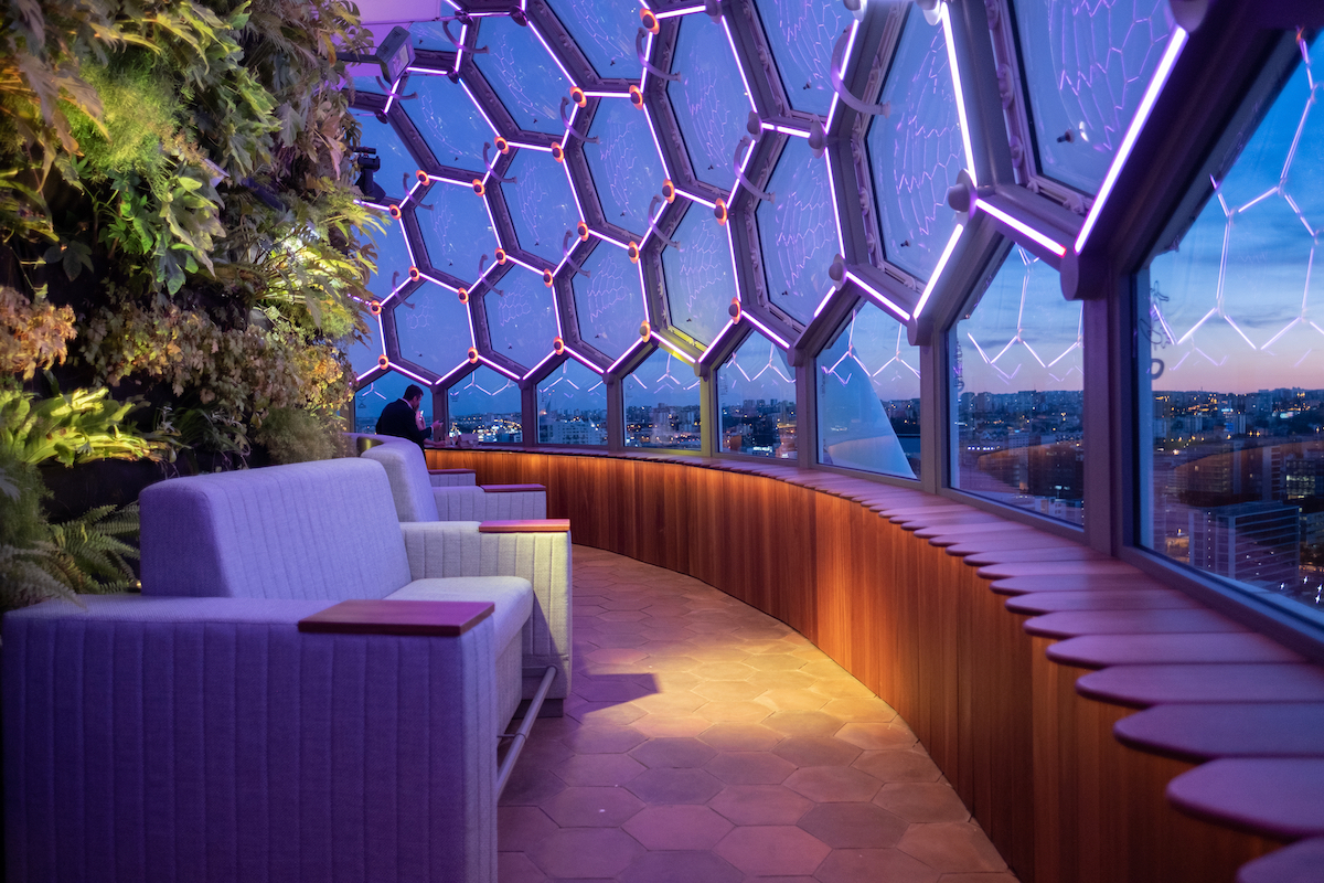 Sem planos para o Réveillon? A festa da Torre Vasco da Gama vai levá-lo ao céu (e não é só por ter bar aberto)