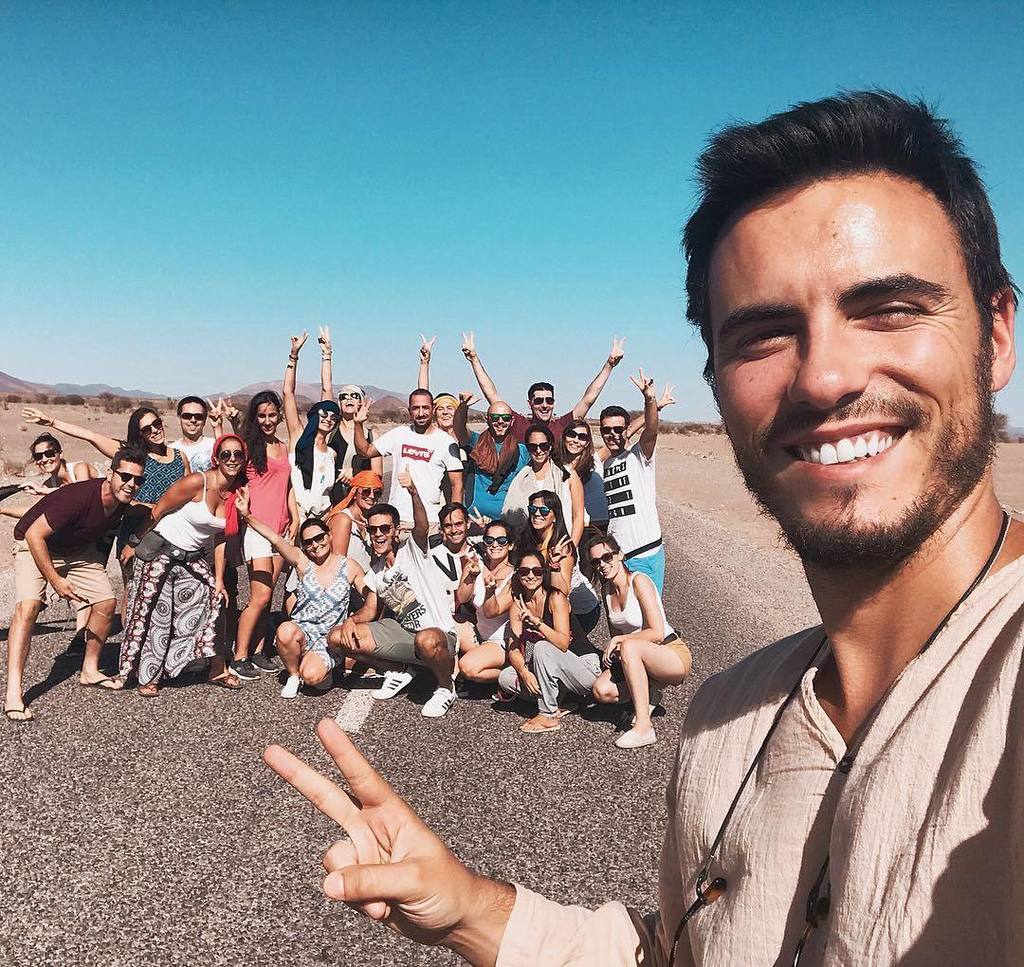 Os grupos de viagem que o levam a viver experiências diferentes pelo mundo