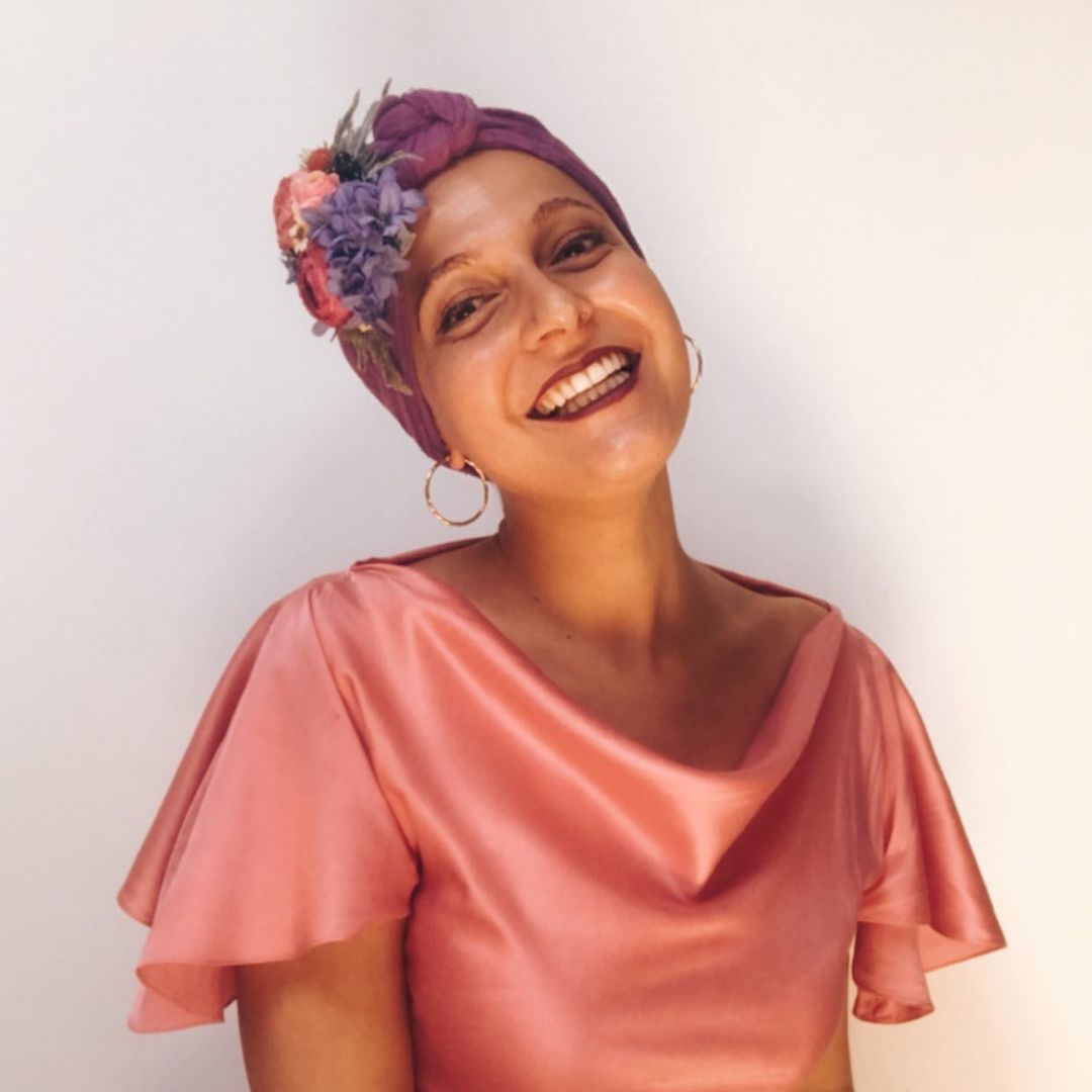 Este projeto dá lenços elegantes às mulheres com cancro.”Quero continuar bonita, mesmo doente”