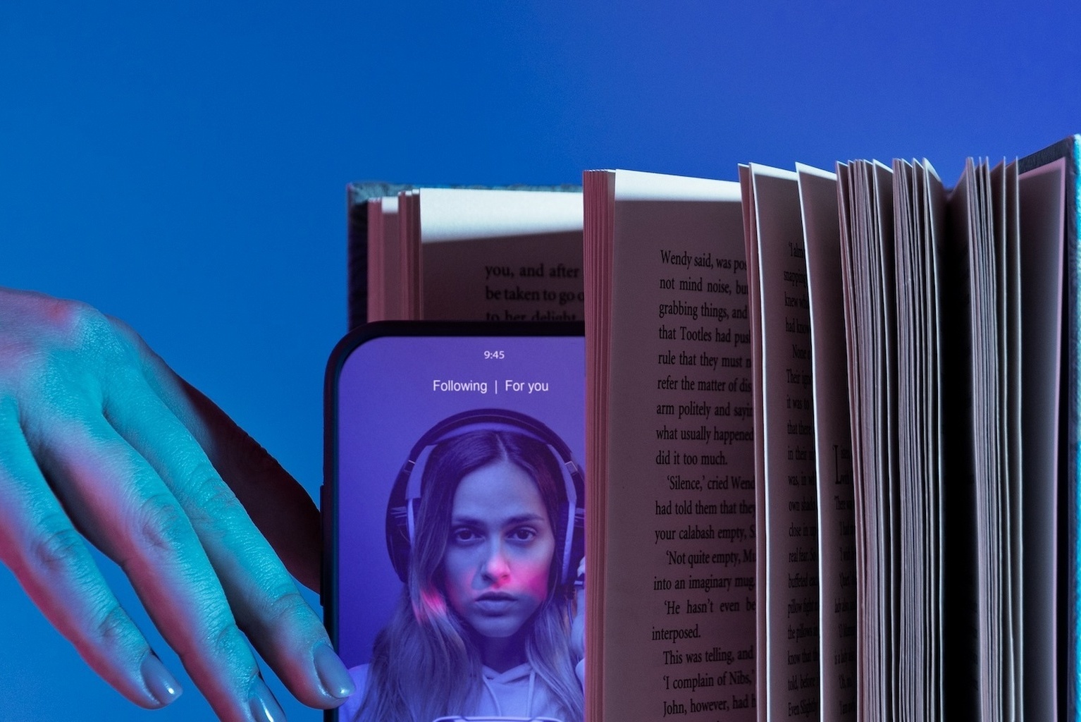 Kobo trava vaga de livros gerados por IA: quase metade das obras submetidas em 2025 foi rejeitada