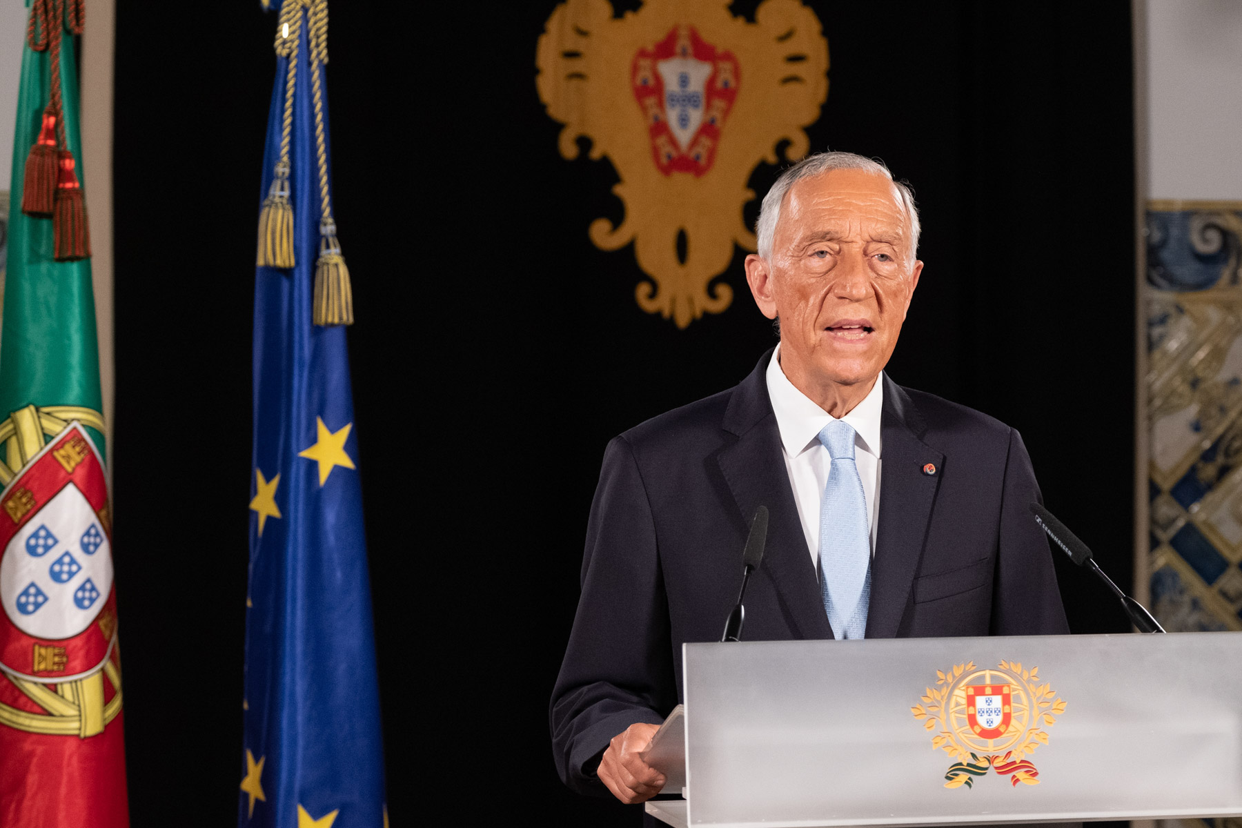 Dissolução da assembleia aprovada. Marcelo fala ao País esta noite e revela data das eleições