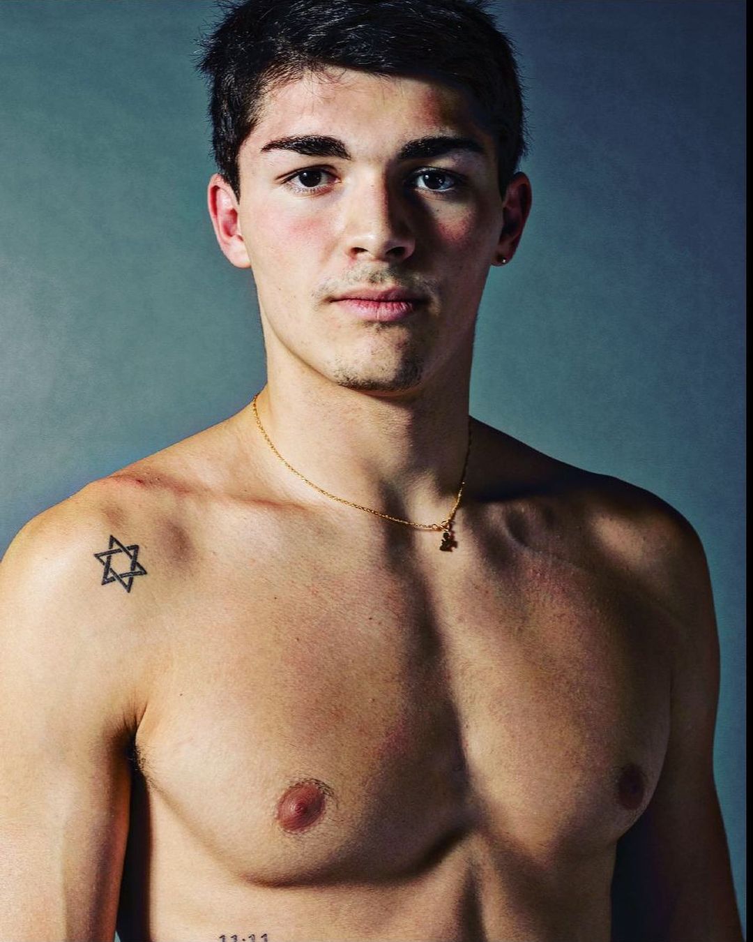 6 coisas que não sabia sobre Diogo Ribeiro, o fenómeno português que é campeão do Mundo de natação