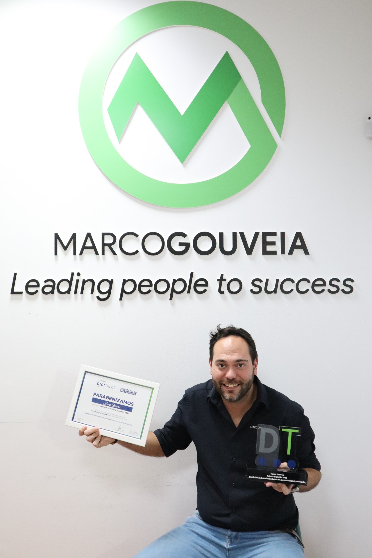 O primeiro livro de Marco Gouveia é um guia completo de marketing digital. A apresentação é já esta quarta-feira