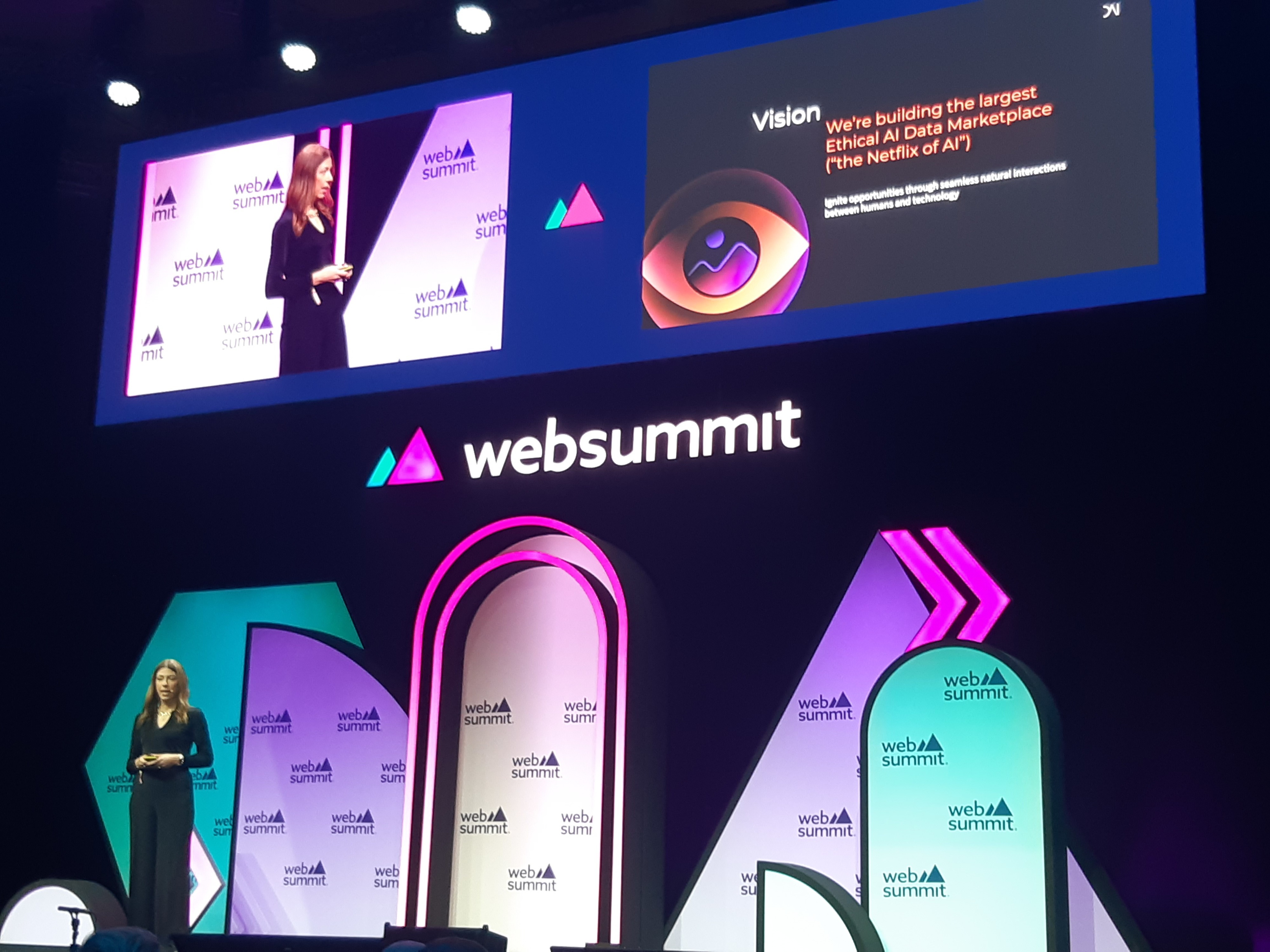 Defined.AI apresenta assistente virtual. Chama-se Diana e fala português