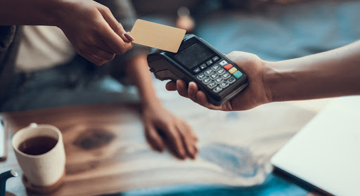 Erro da SIBS faz desaparecer dinheiro da conta de vários comerciantes