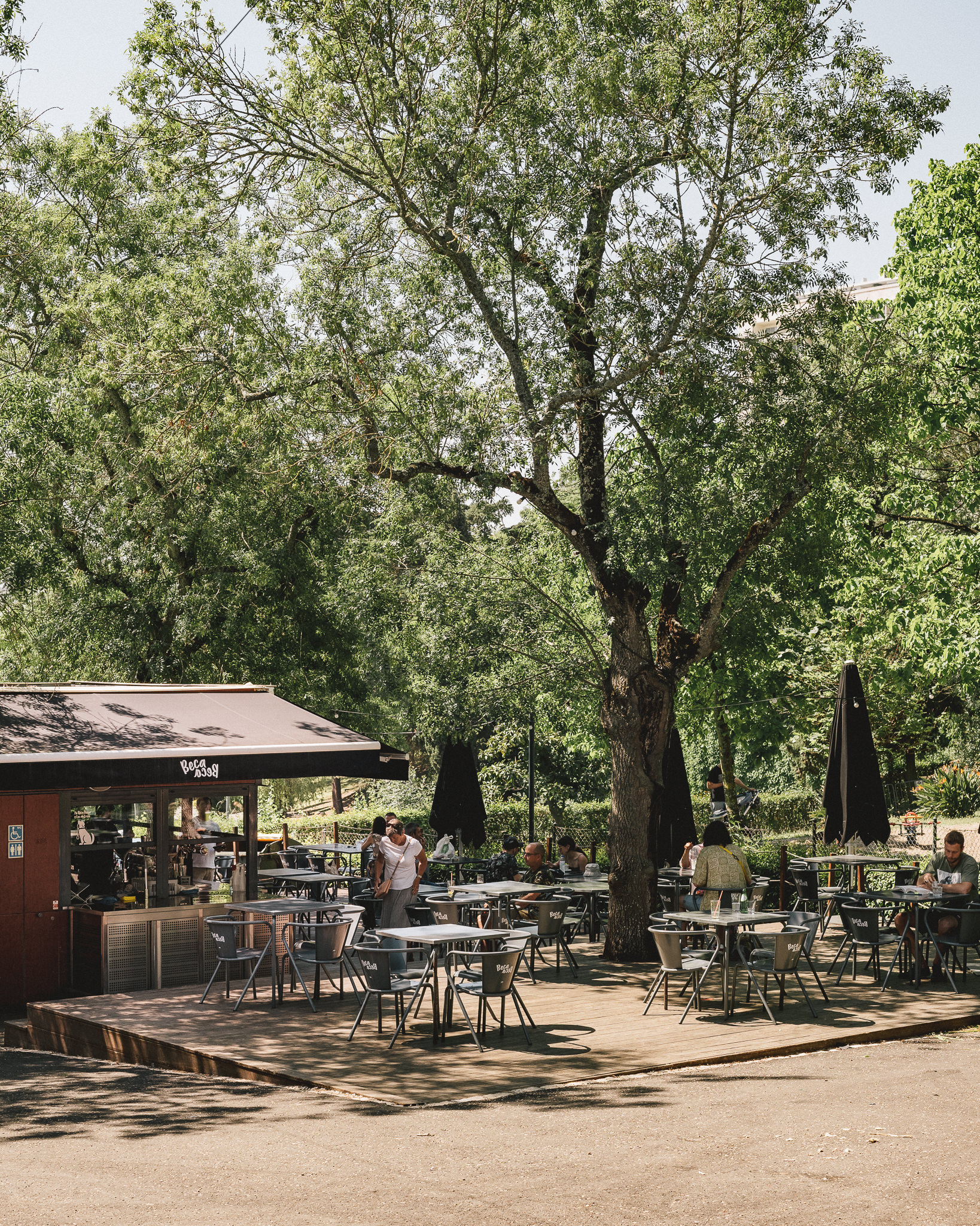 Quiosque Beca Beca quer prolongar o verão com novos petiscos e DJ sets todas as sextas-feiras