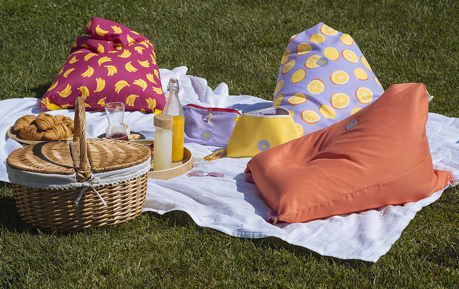 Banana Split. Esta marca tem os acessórios que vão tornar a sua ida à praia mais cool e confortável