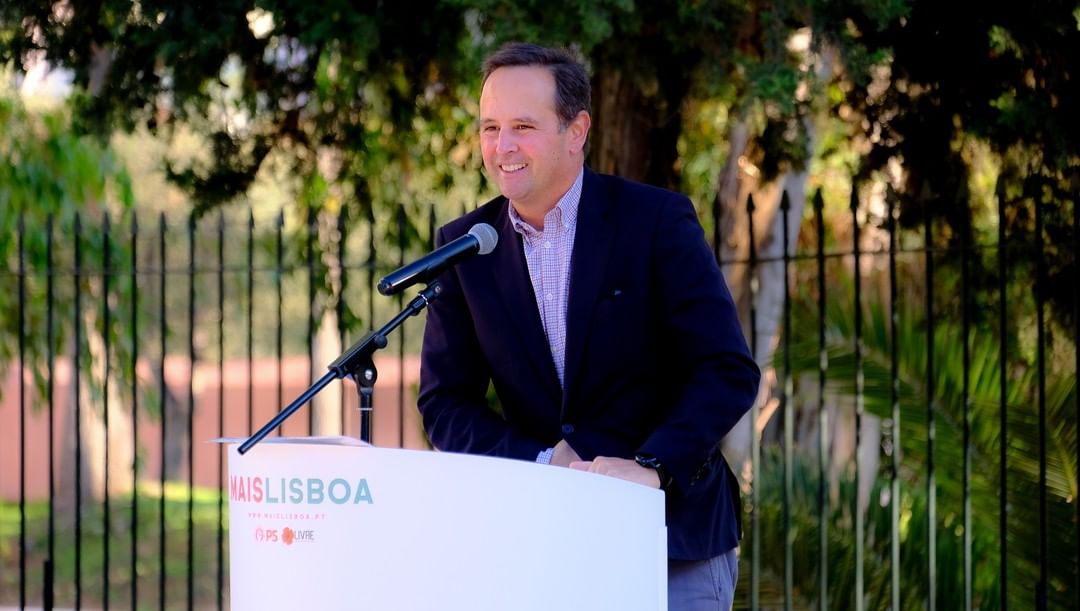 Fernando Medina vai ser pai em dezembro e prefere não revelar o nome. “Pode haver surpresas”