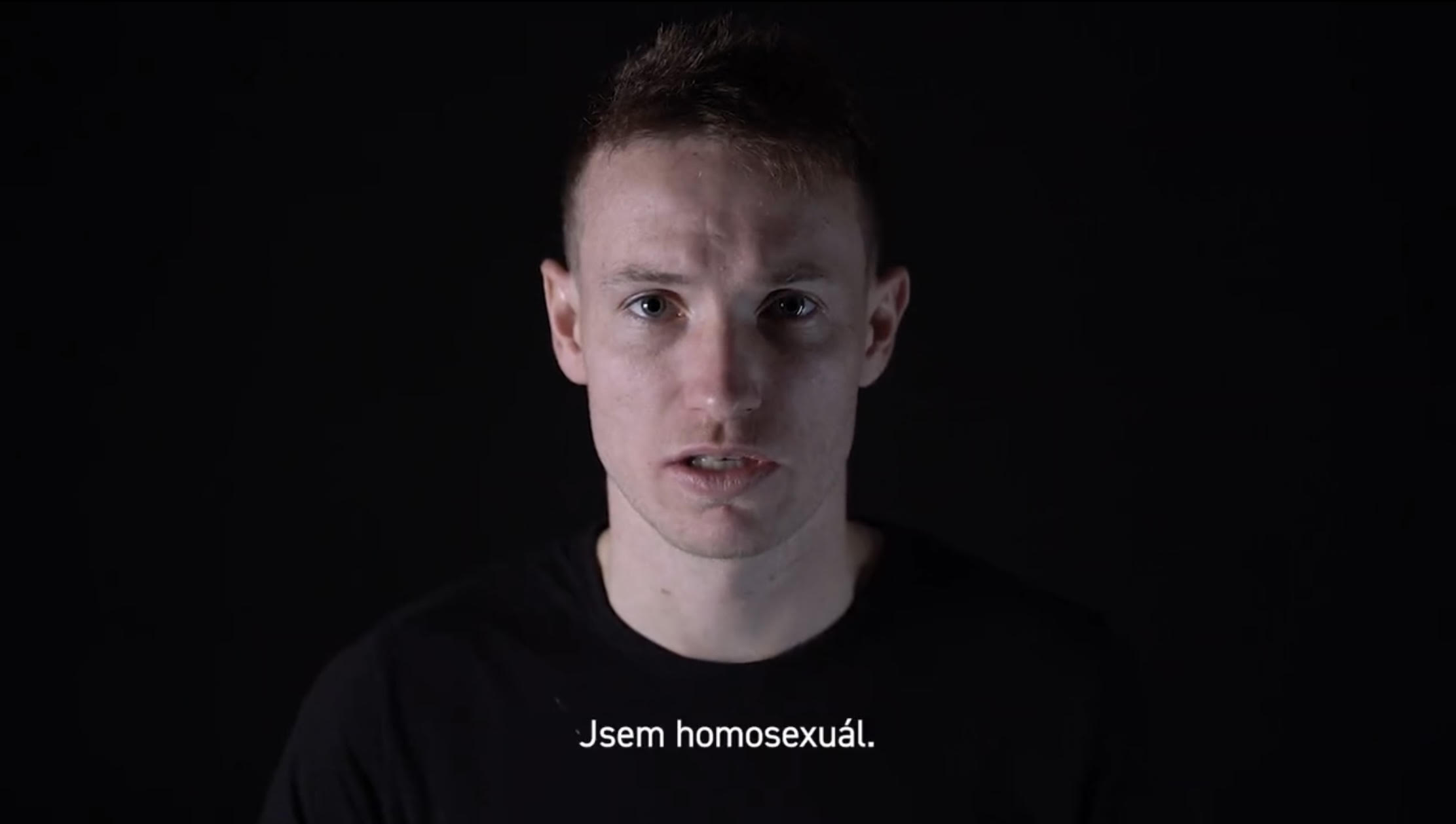 “Sou homossexual e não quero esconder-me mais”. Futebolista da primeira divisão espanhola revela ser gay