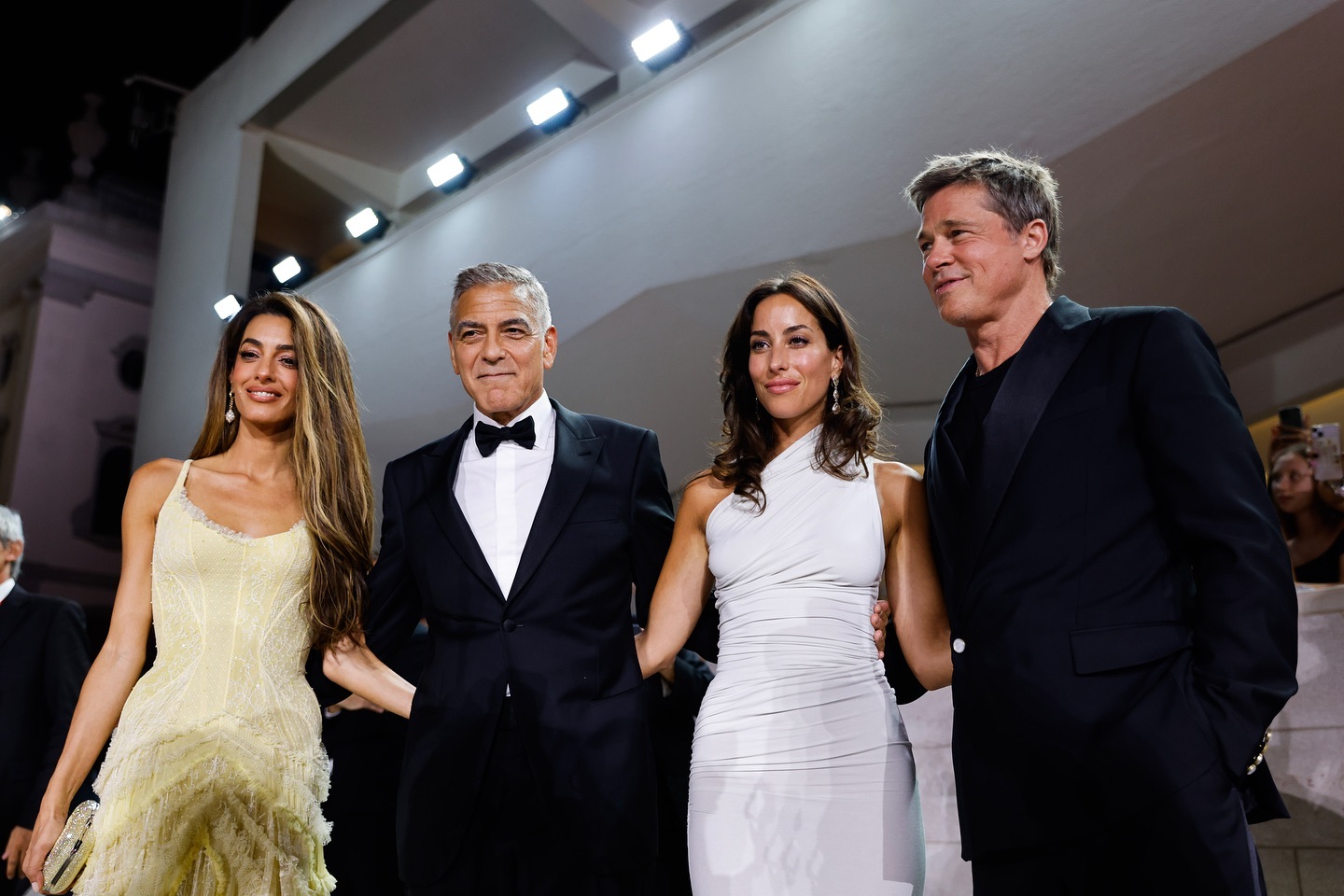 Brad Pitt oficializa relação com namorada em Veneza. 4 coisas que não sabia sobre Ines de Ramon