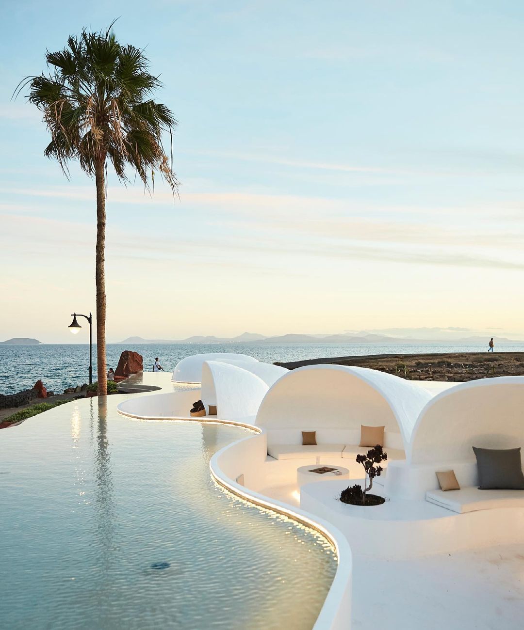 Lanzarote. O destino paradísico a pouco mais de 1h de avião, com iglôs junto à piscina