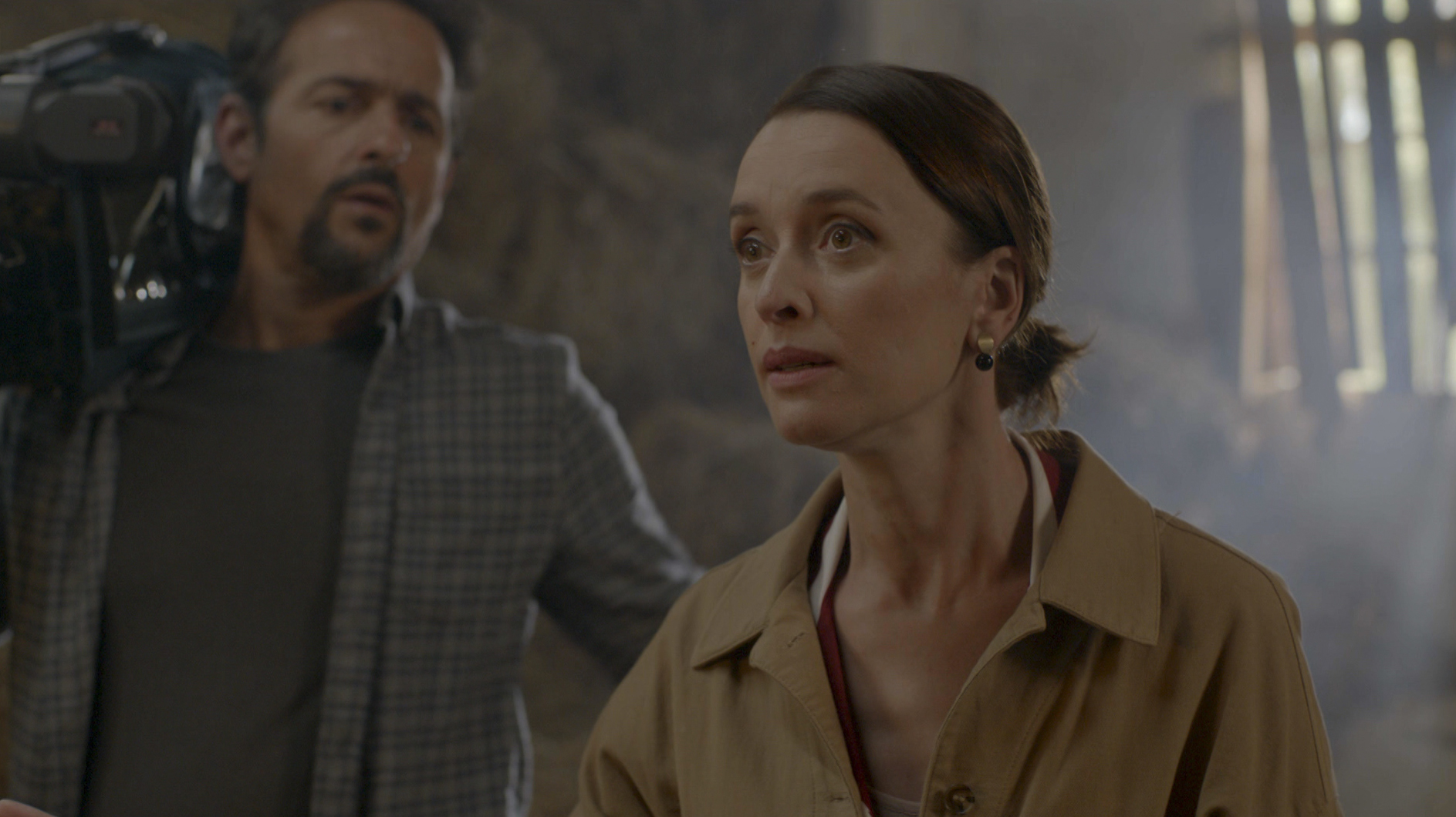 “Uma Vida Toda Empatada”. E se, de repente, uma apresentadora de TV falhada alcançasse o sucesso?