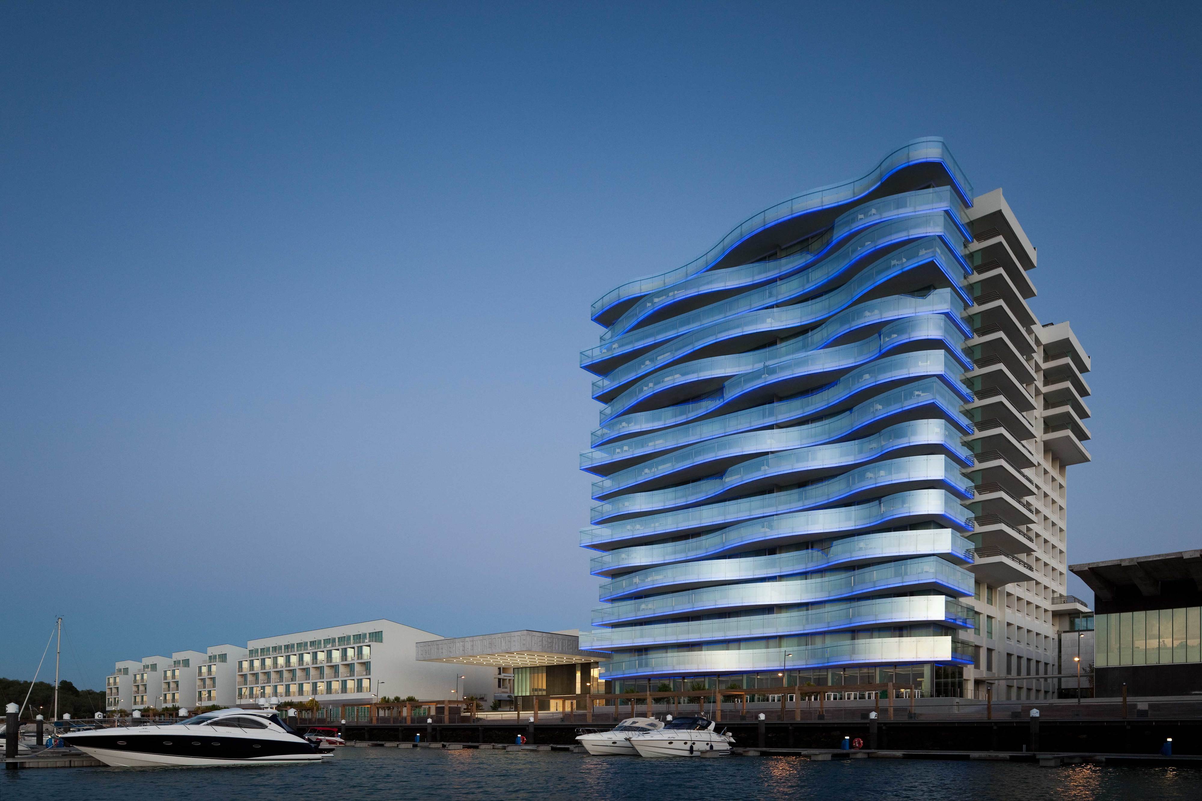 Tróia Design Hotel reabriu. Já pode fazer férias num dos hotéis com melhor vista no País