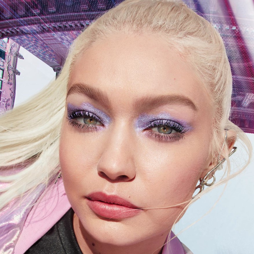 Esta máscara de pestanas à venda no supermercado vai fazê-la dizer adeus às extensões