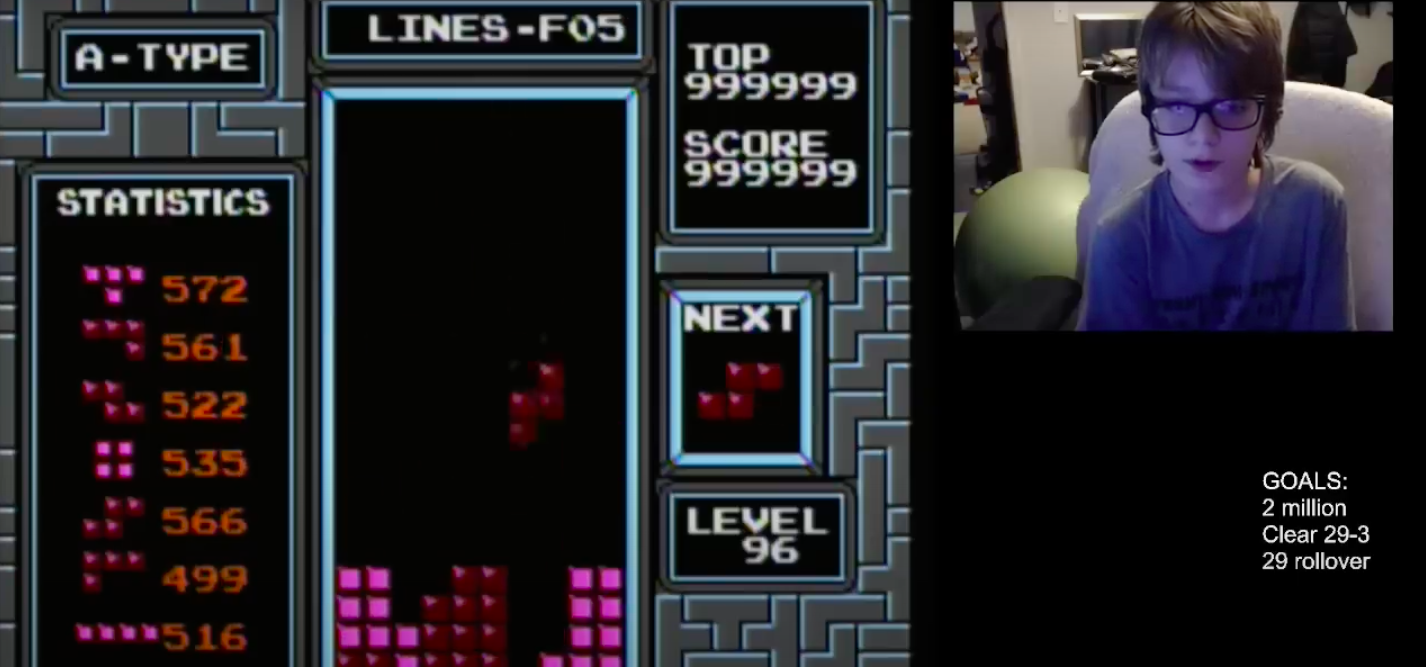 Jovem de 13 anos vence Tetris pela primeira vez. Nenhum ser humano o tinha conseguido fazer antes