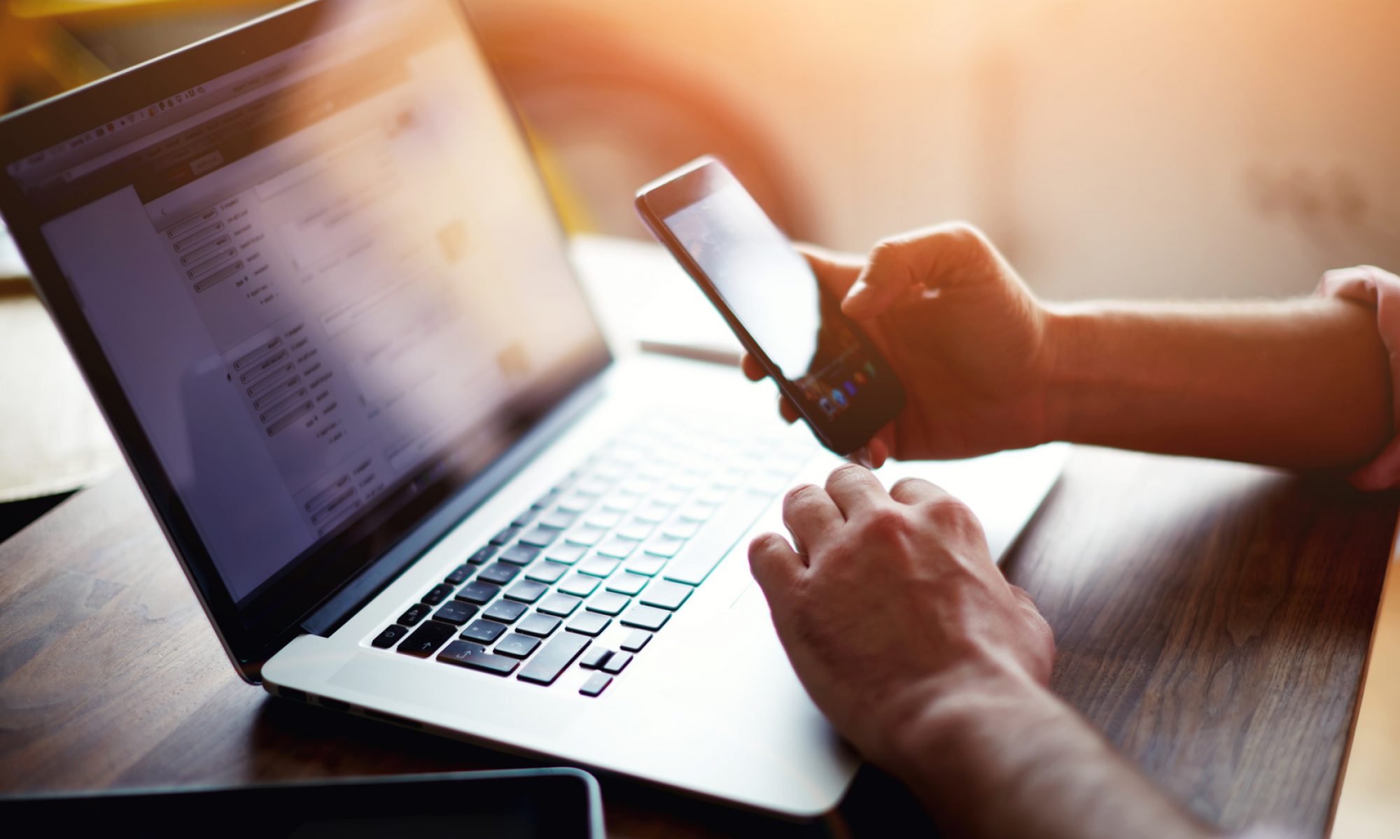 INE: Teletrabalho faz crescer tráfego de acesso à Internet em 61%