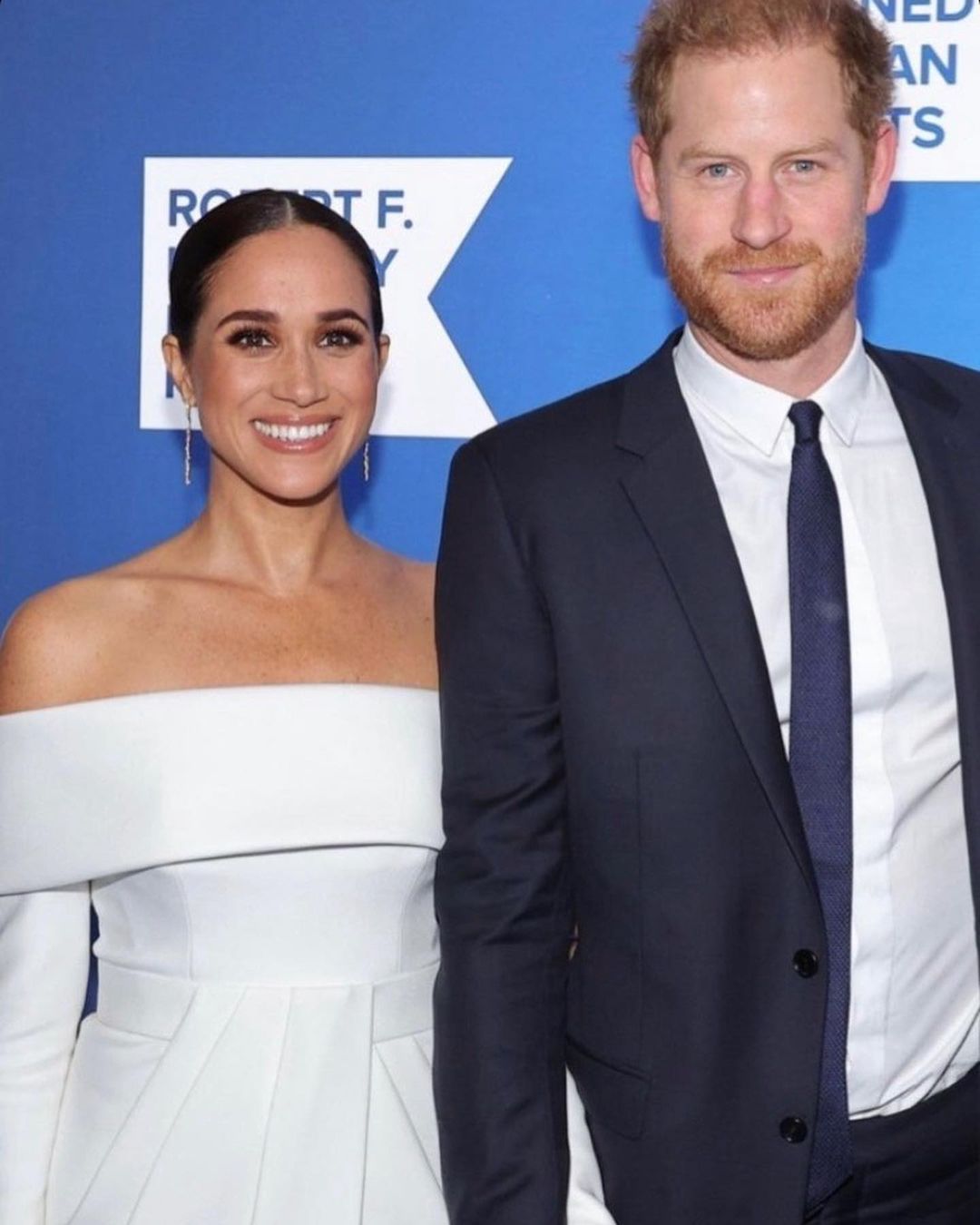 É oficial. Harry vai estar na coroação do pai – mas Meghan Markle fica do outro lado do Atlântico