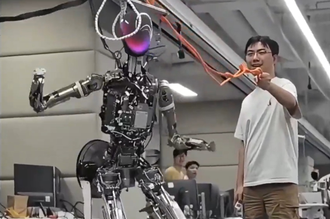 XPENG divulga esqueleto completo do IRON para acabar de vez com as dúvidas sobre o seu robot