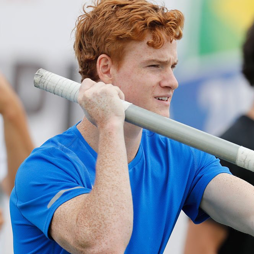 Campeão mundial morre aos 29 anos. Atleta sofreu “complicações médicas”