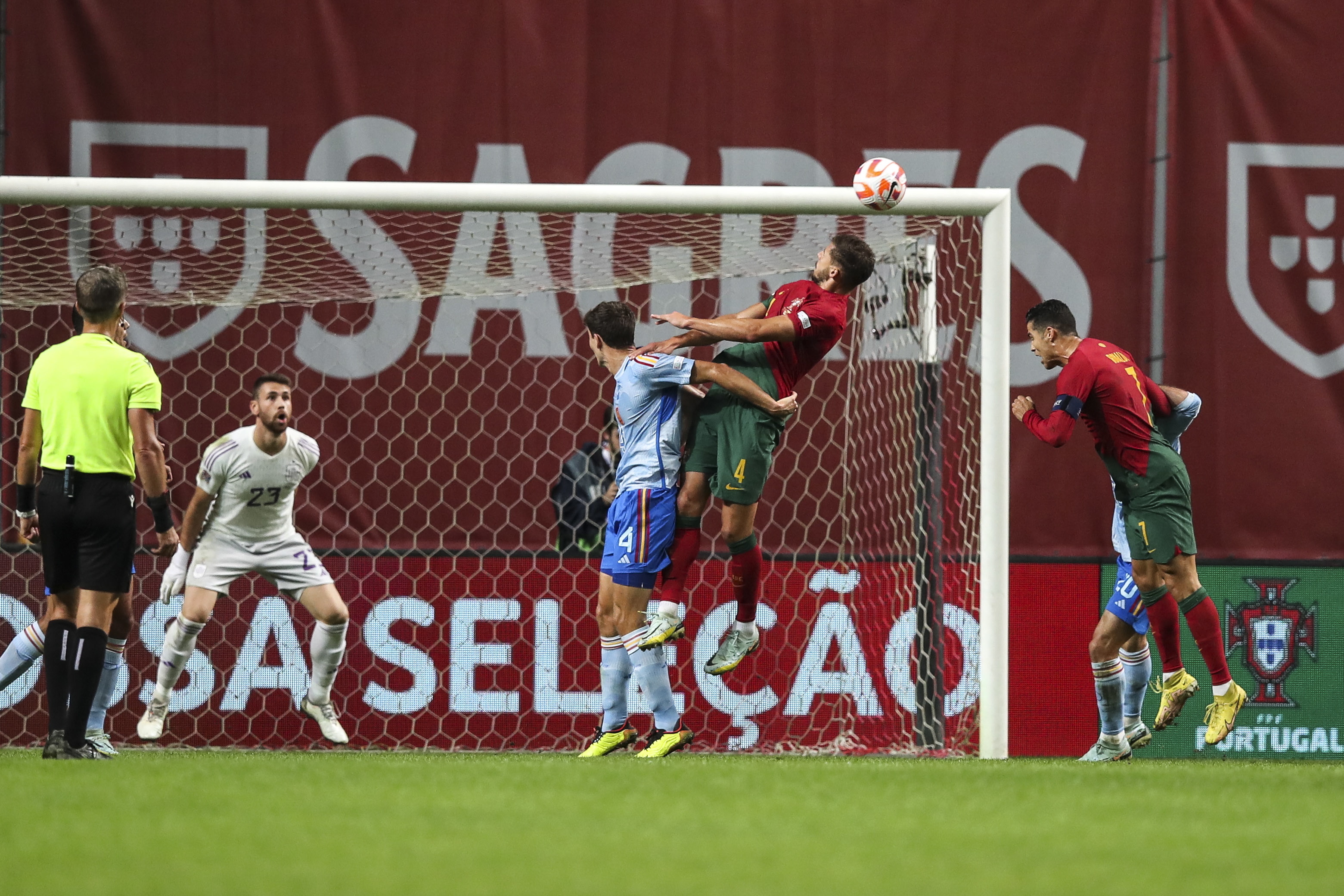 Há 10 anos que Portugal não perde com Espanha. Hoje basta repetir o  resultado dos últimos quatro jogos - Liga das Nações - SAPO Desporto