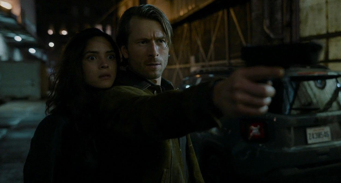 “Assassino Profissional” já chegou ao streaming. Saiba tudo sobre a comédia romântica de Glen Powell