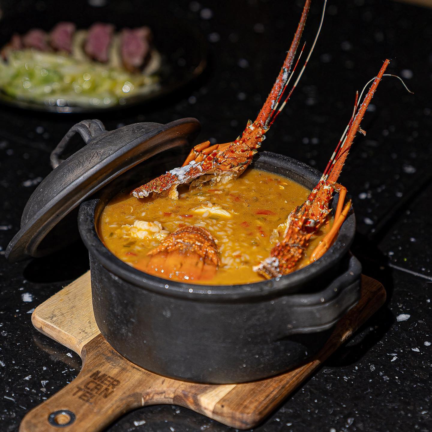 Mercantel. Do arroz de forno ao pão de ló húmido, conheça o potencial deste restaurante em Aveiro