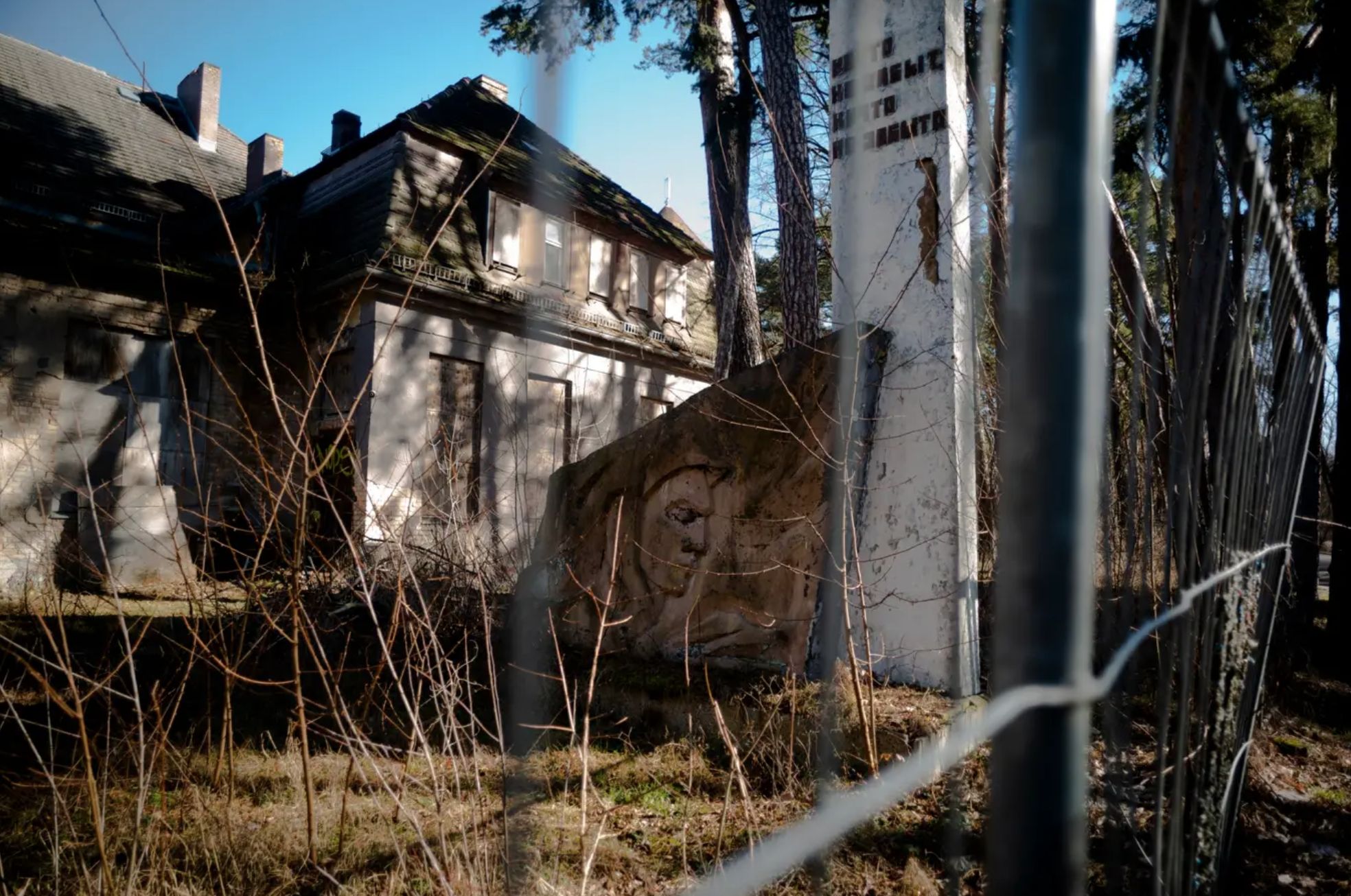 A cidade proibida ou o centro militar nazi abandonado há 20 anos