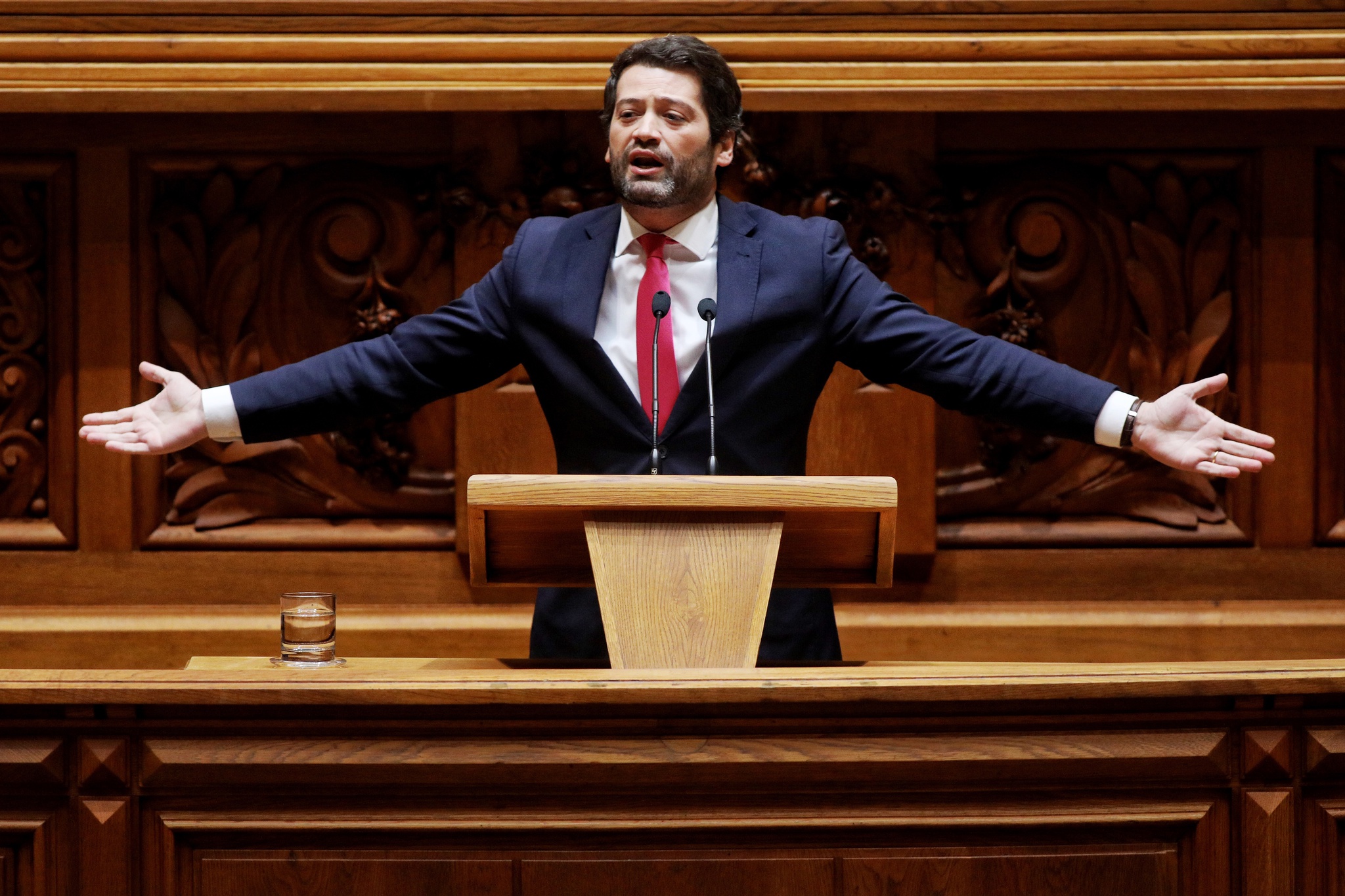 Chega, o partido de André Ventura, aceita convite para fazer parte do grupo europeu de partidos de extrema-direita