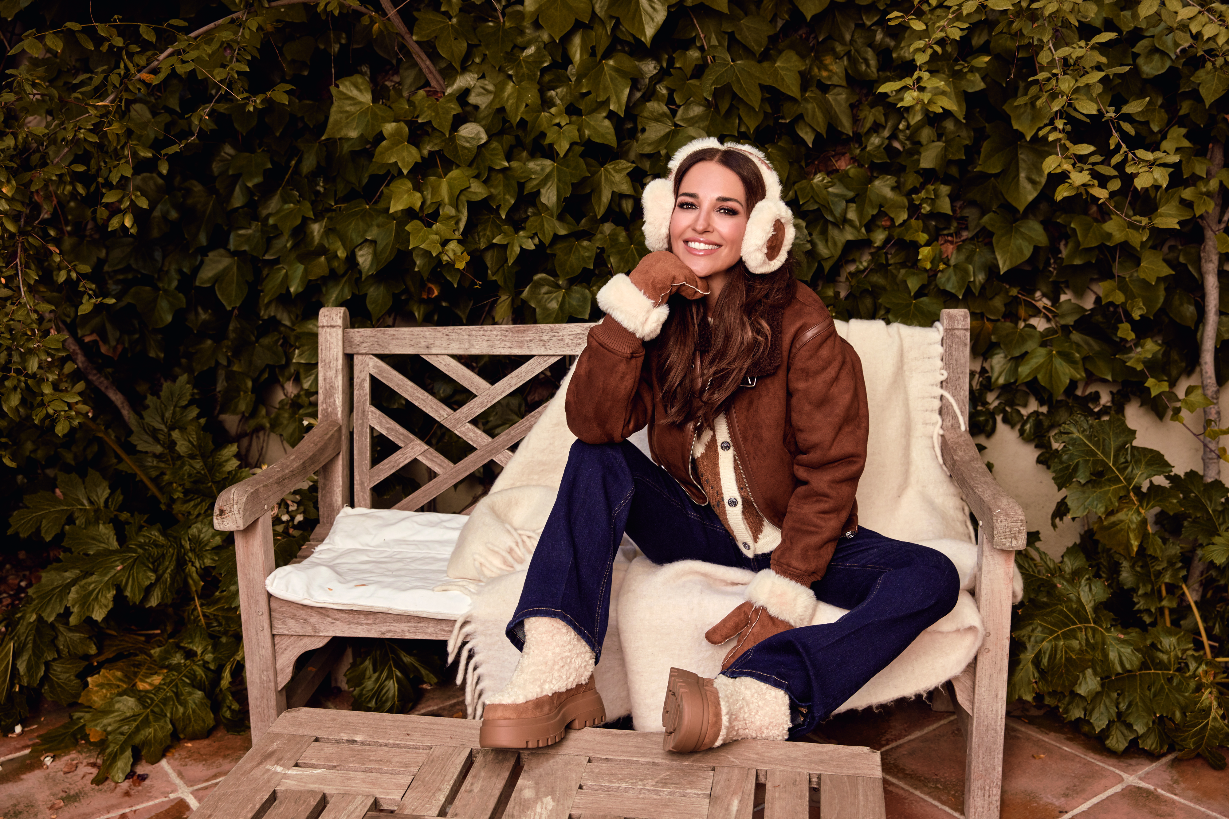 Essenciais, versáteis e intemporais. Conheça as peças da nova coleção da Primark com esta it girl