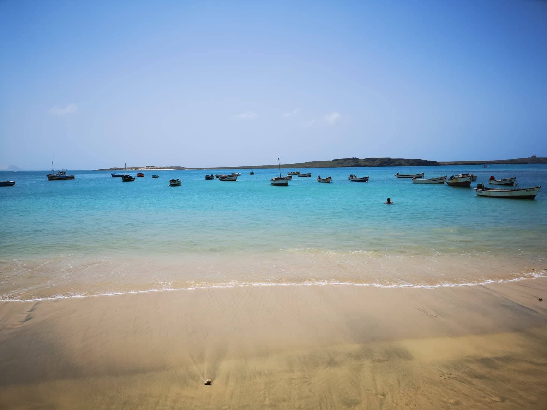 7 cabo-verdianos dizem-nos o que vale mesmo a pena fazer na ilha da Boa Vista