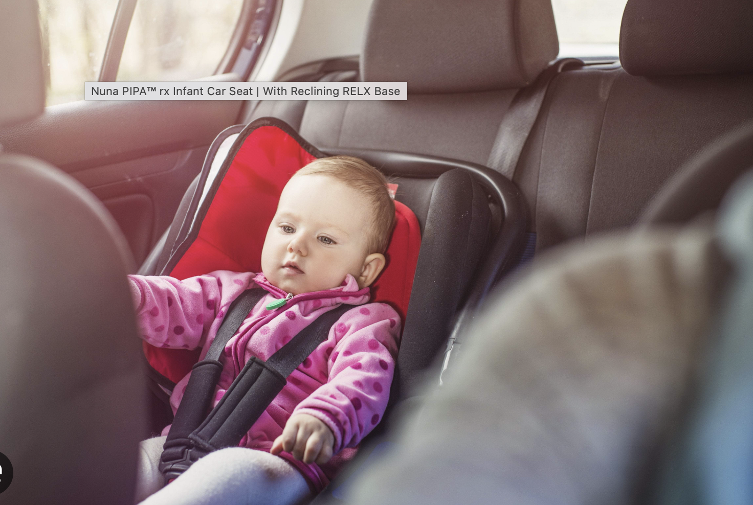 Professor universitário esquece-se da filha de 10 meses dentro do carro na Caparica. Bebé morreu com o calor