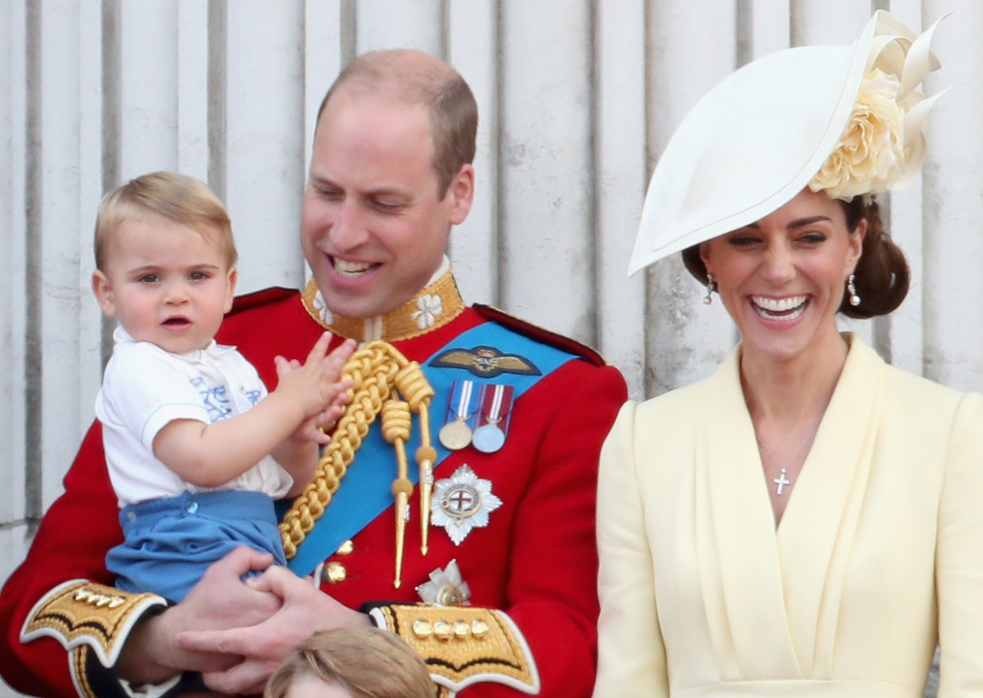 Idosa é atropelada por escolta de William e Kate