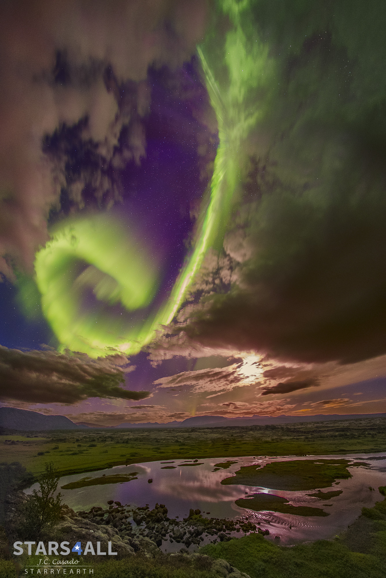 NASA fotografa aurora boreal que tem tanto de bonita como de perigosa