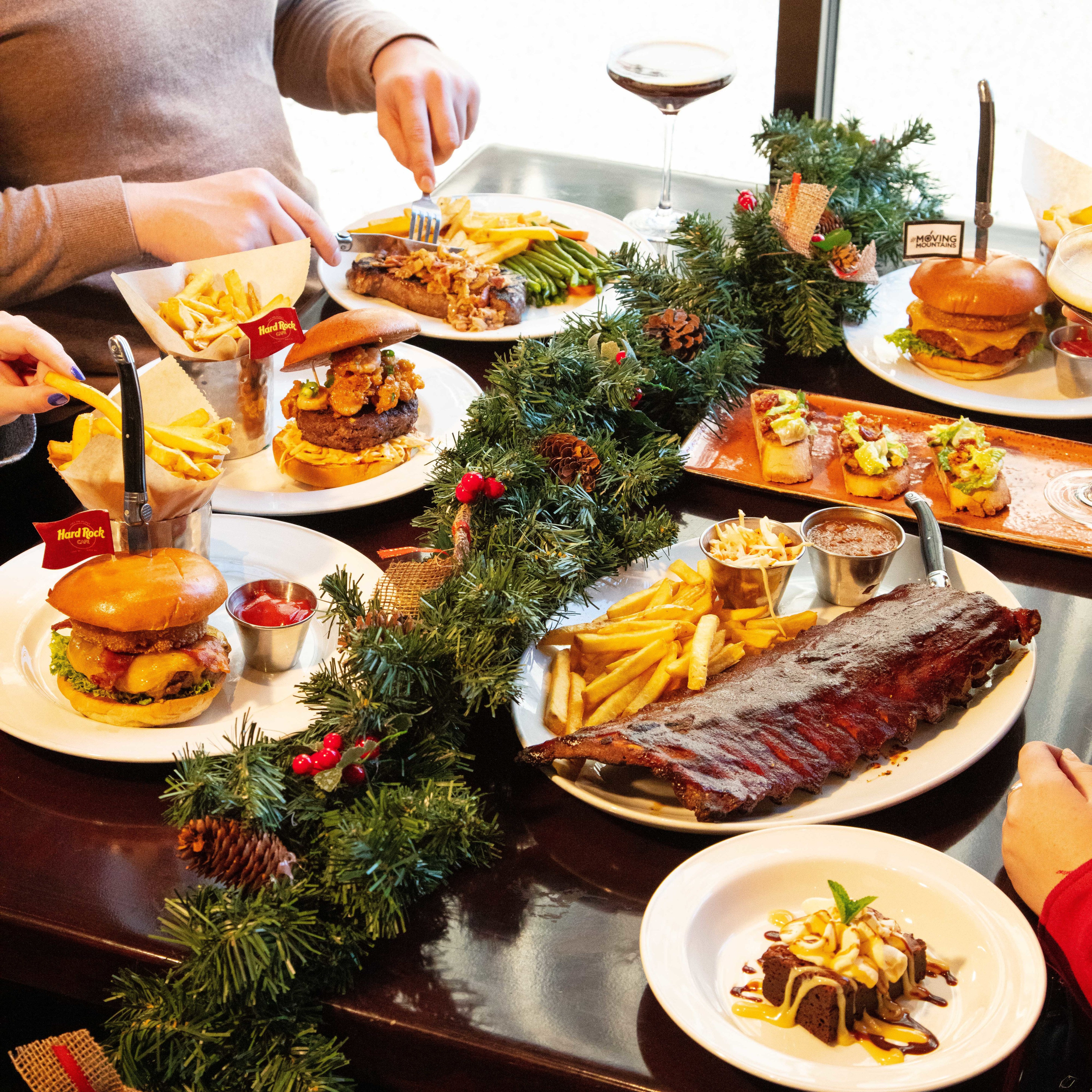 O Natal chegou ao Hard Rock Cafe Lisboa com menus especiais e ações solidárias