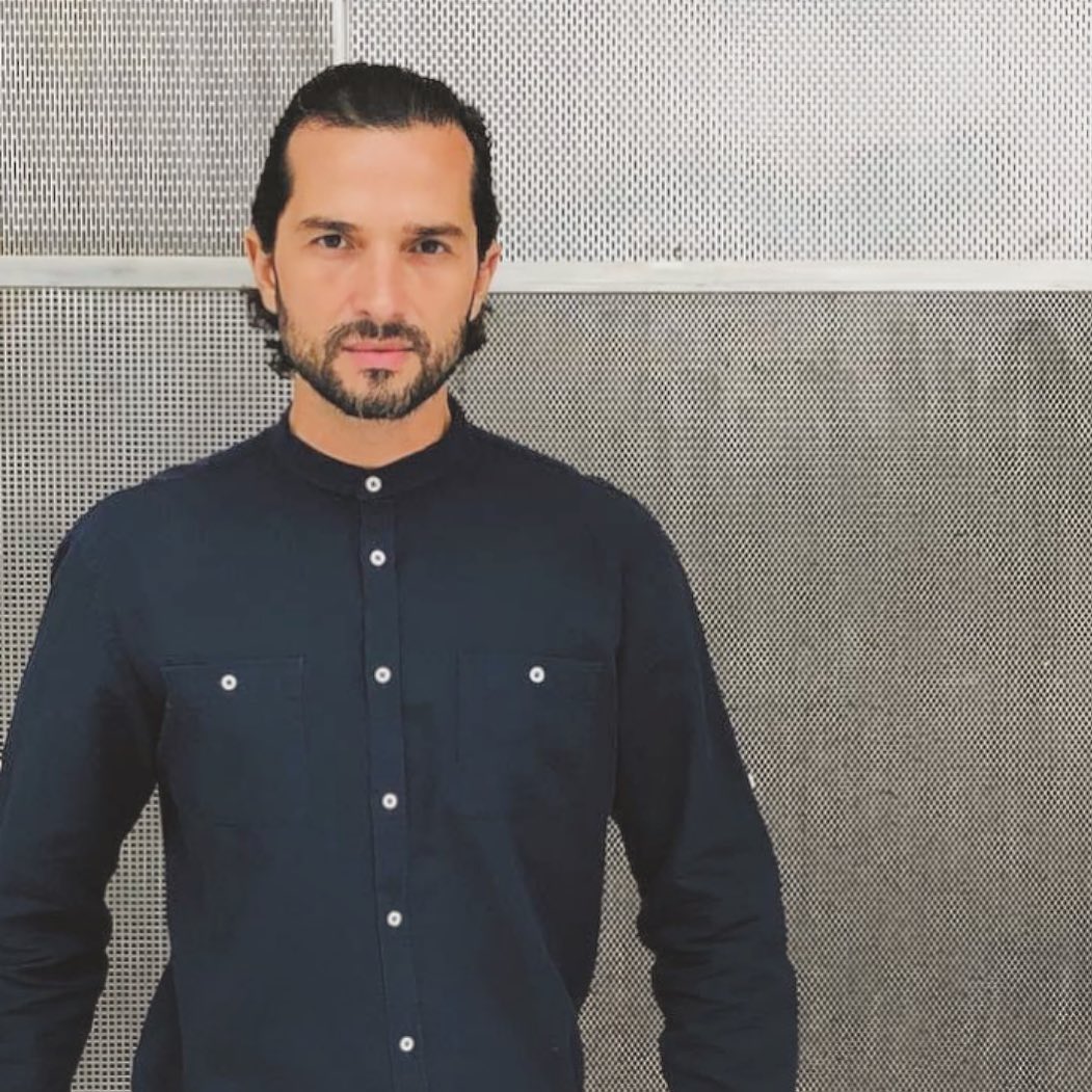 Ator brasileiro, desaparecido há quatro meses, é encontrado morto dentro de um baú