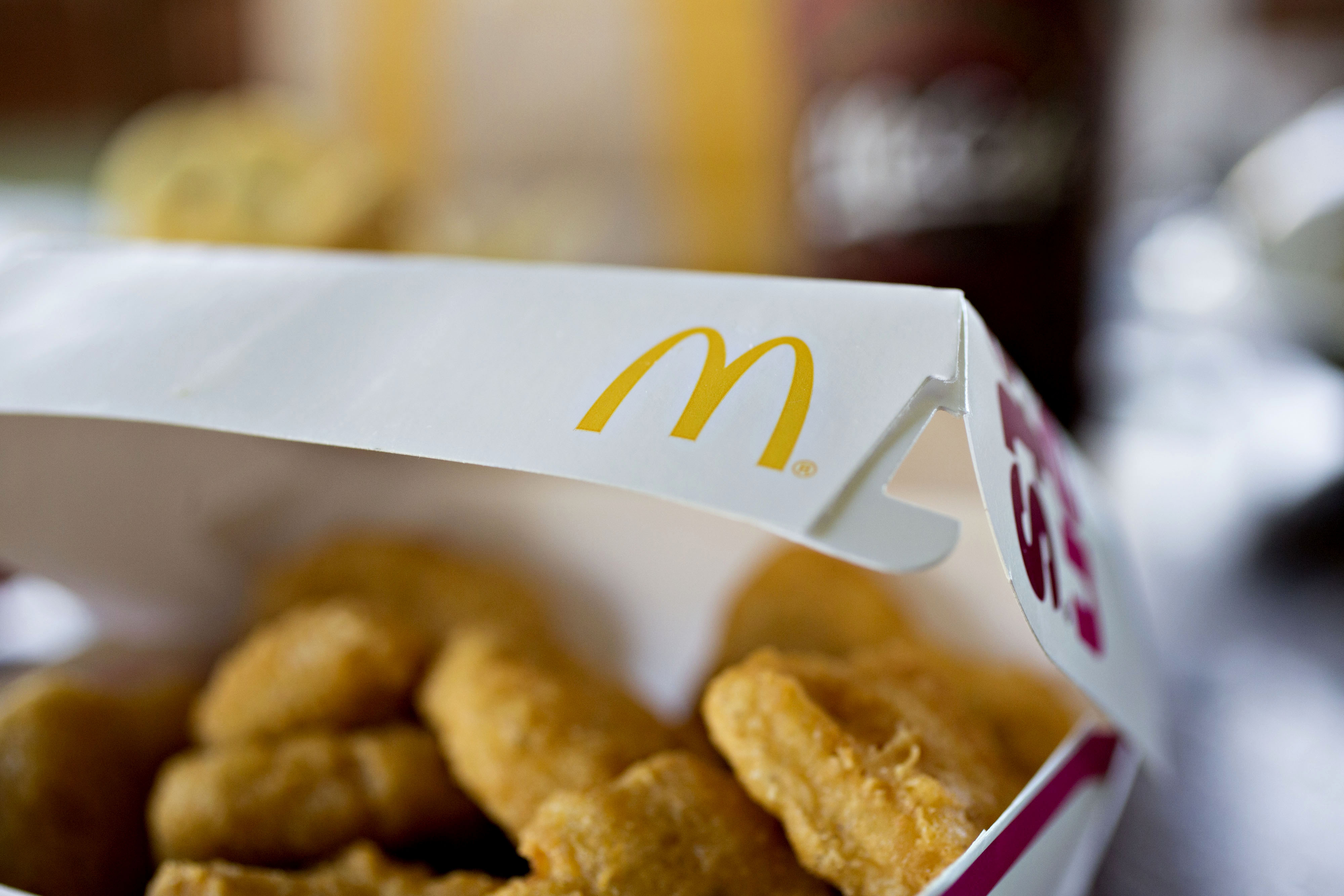 Este homem ofereceu um nugget extra a todos os clientes do McDonald’s durante dois anos e meio