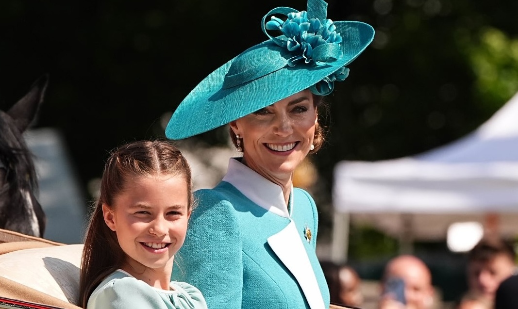 Kate Middleton inspira-se na princesa Diana para look de celebração de Carlos III. Veja as semelhanças