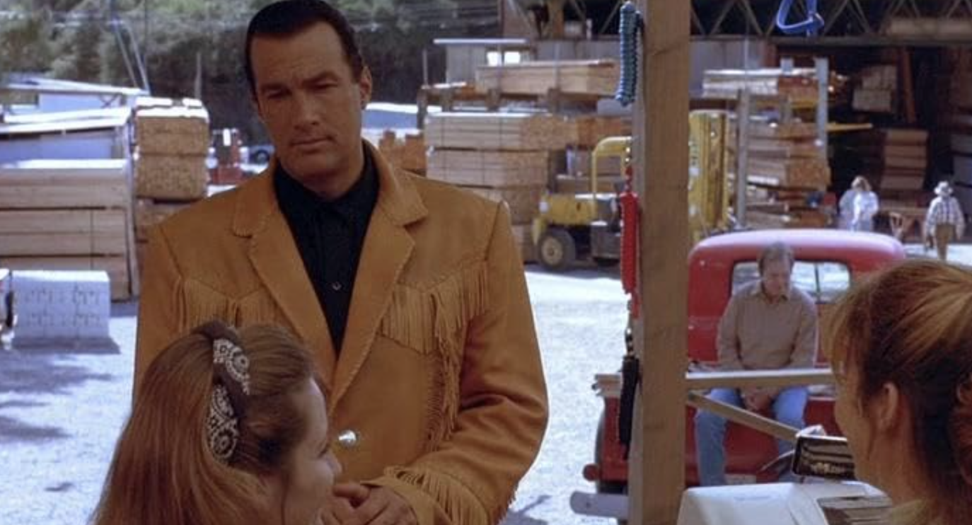 Não vai acreditar no aspeto irreconhecível desta estrela de filmes de ação de Hollywood