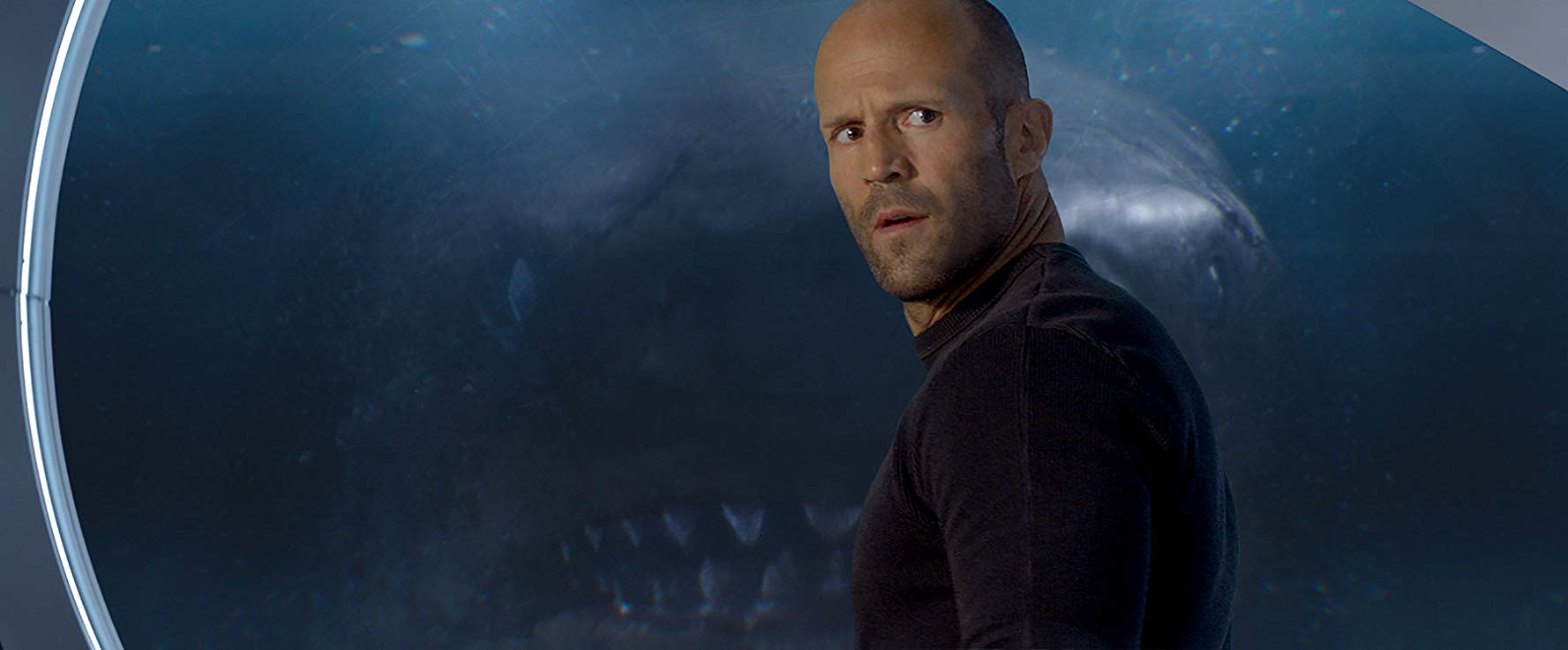 Faz-se passar por Jason Statham para roubar fã