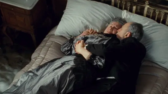 Lembra-se do casal idoso que aparece no filme “Titanic”? Há um familiar deles a bordo do Titan