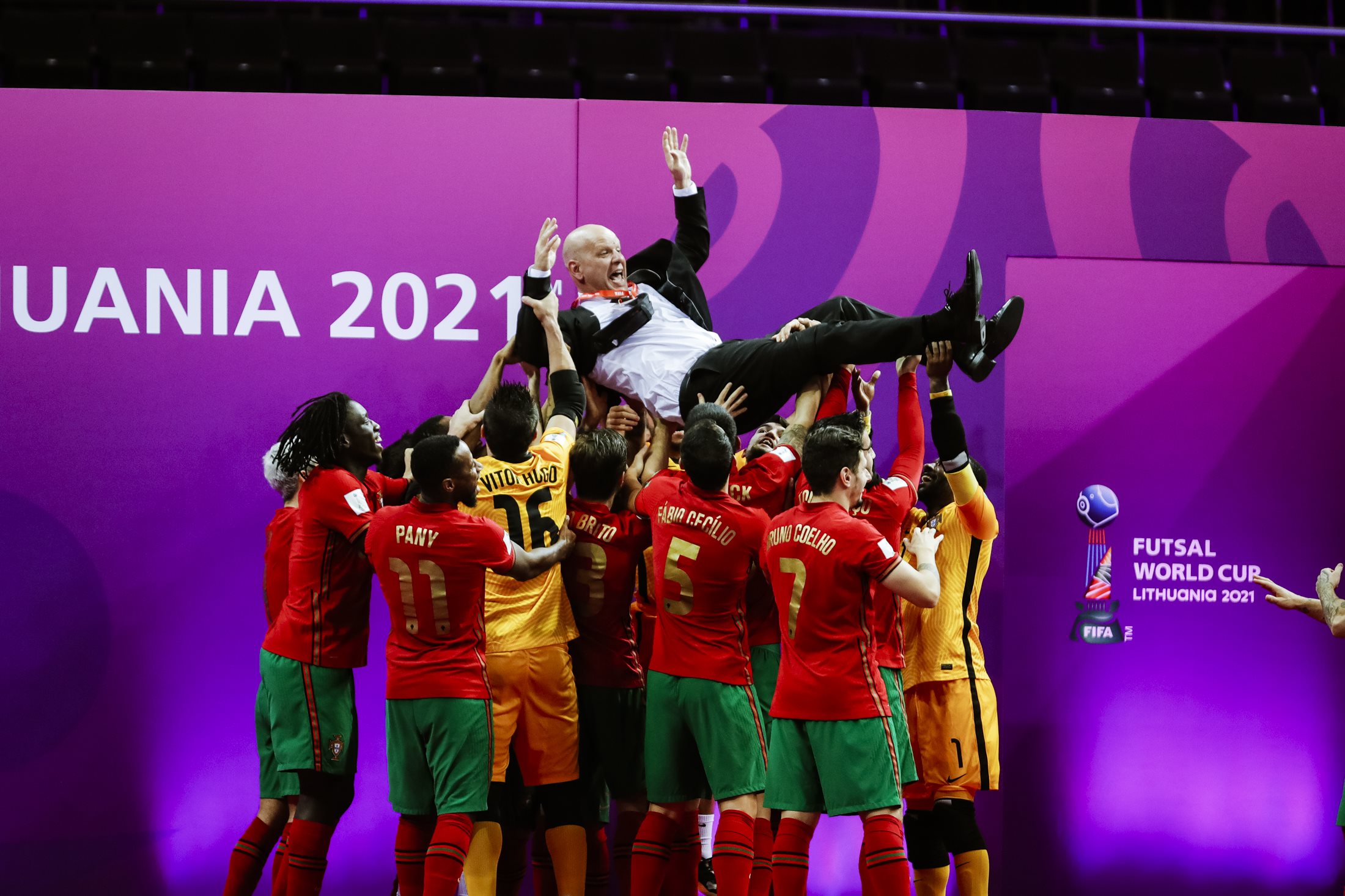 Seleção portuguesa eleita melhor equipa de futsal do mundo em 2021