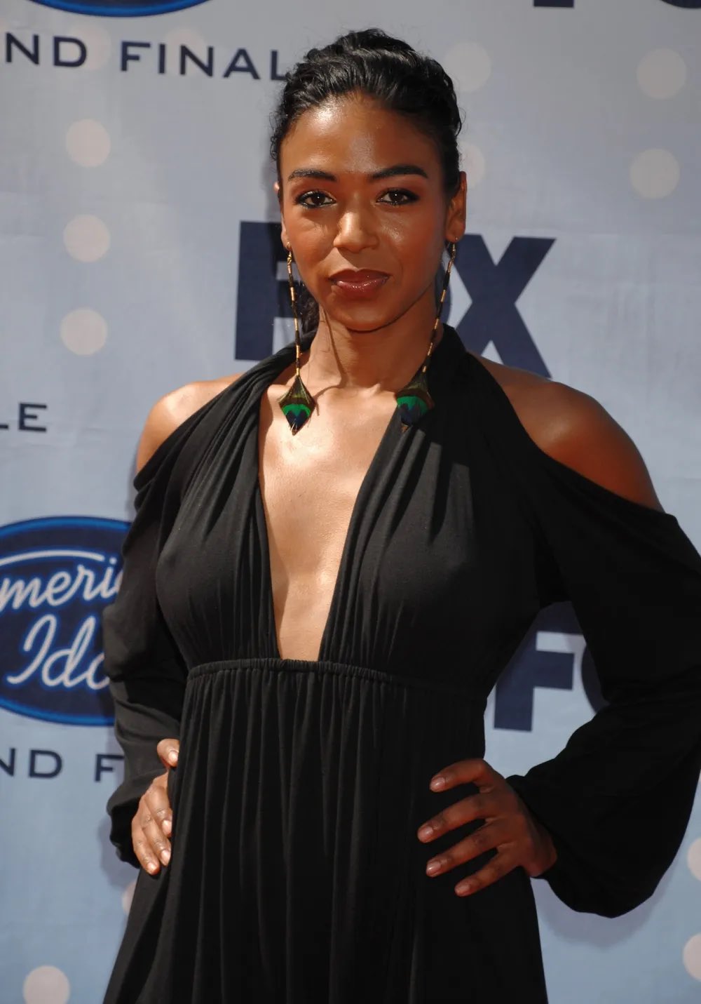 Famosa apresentadora da MTV da década de 90 morreu vítima de cancro da mama. Tinha 52 anos