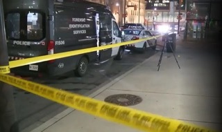 8 adolescentes esfaqueiam sem-abrigo até à morte para roubar uma garrafa de álcool