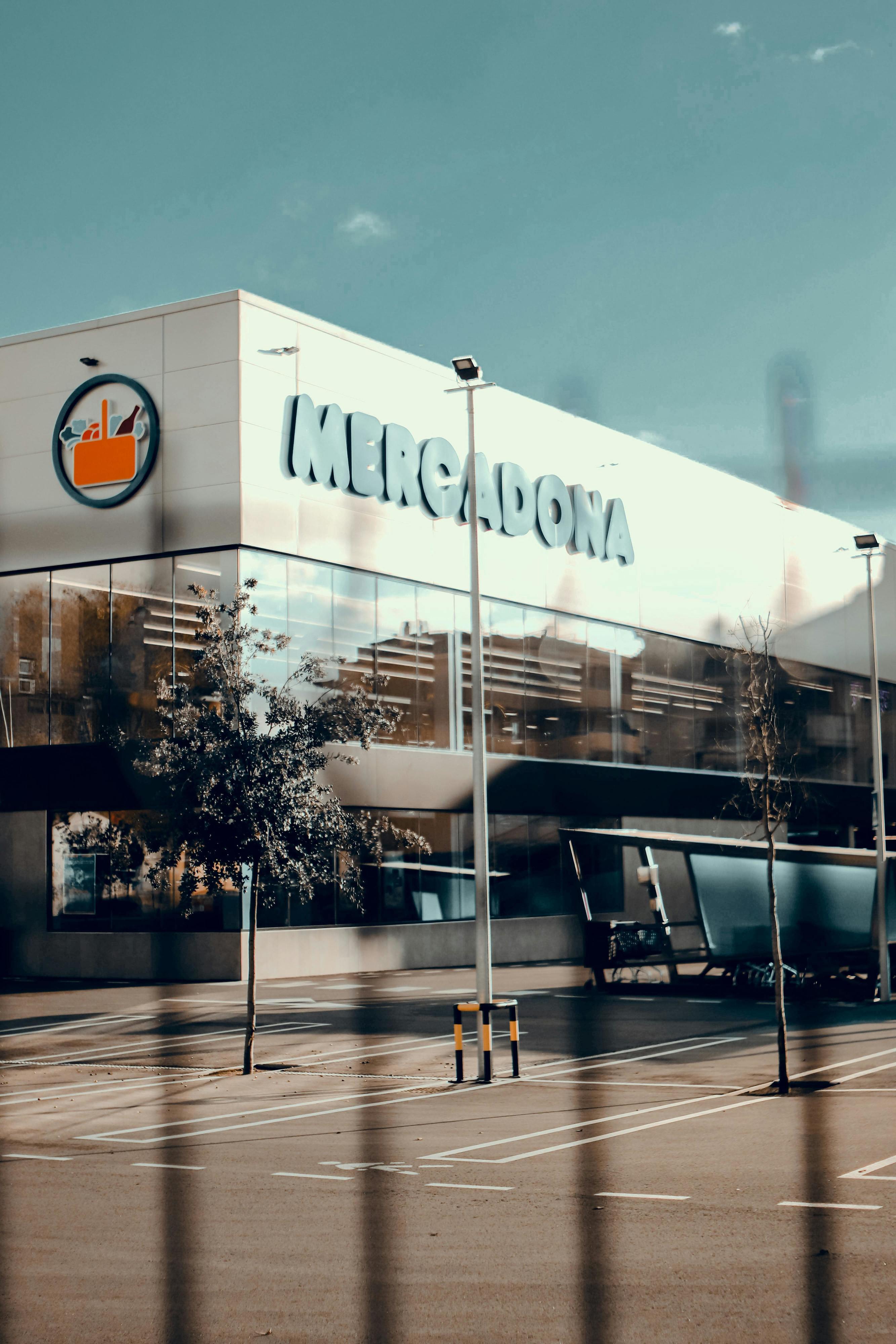 Mercadona vai chegar ao centro de Lisboa. Saiba quando abrem as lojas (que estão a contratar)