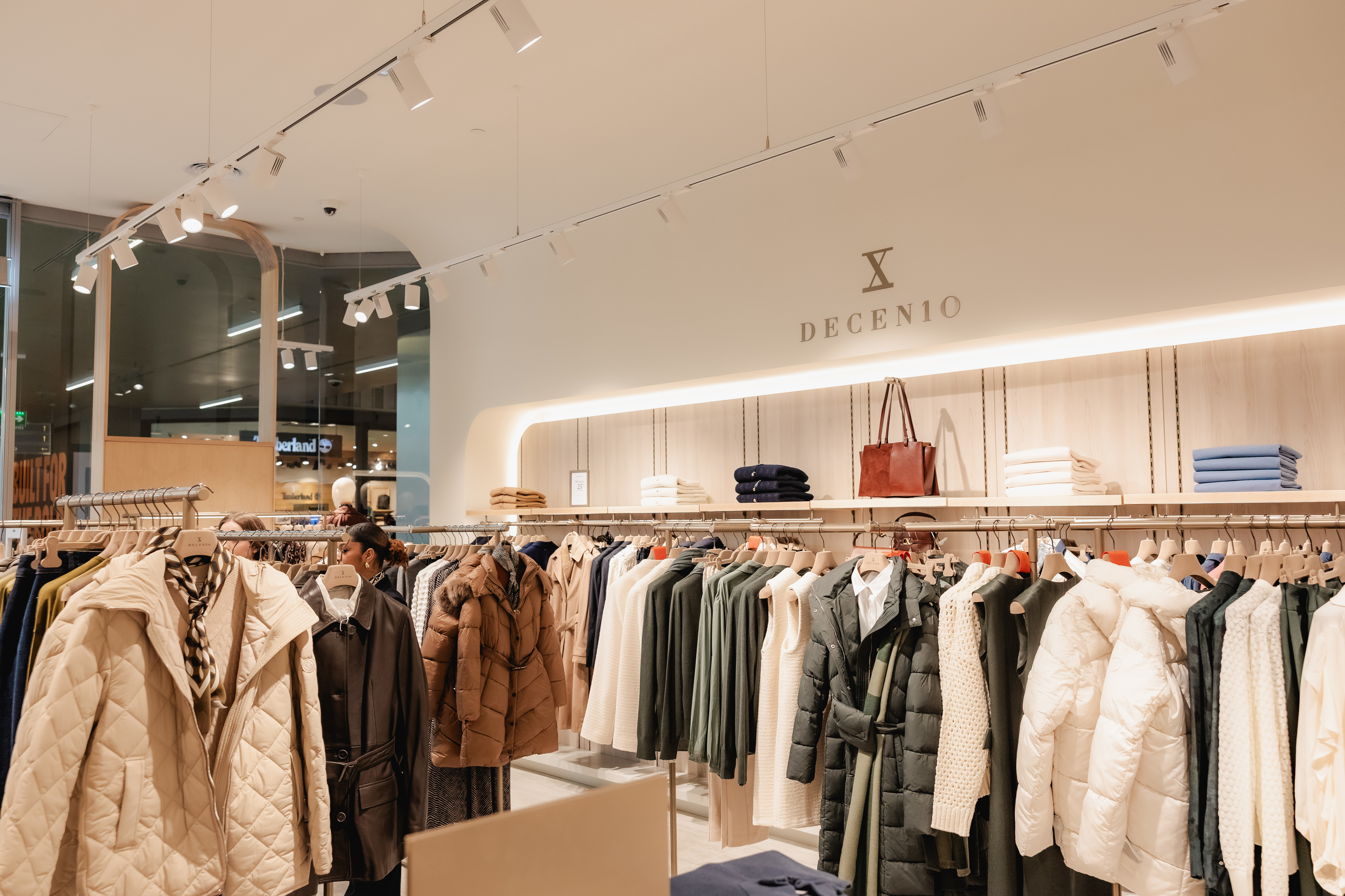 Há mais uma loja da Decenio perfeita para quem adora apostar em tons neutros. Saiba onde fica