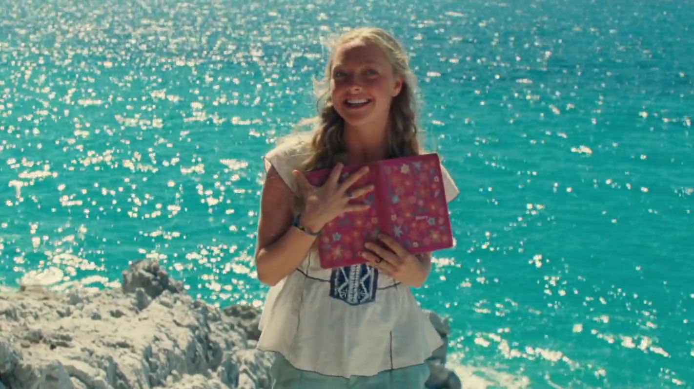 Amanda Seyfried confirma que vem aí “Mamma Mia! 3”. Veja o momento em que a atriz foi confrontada