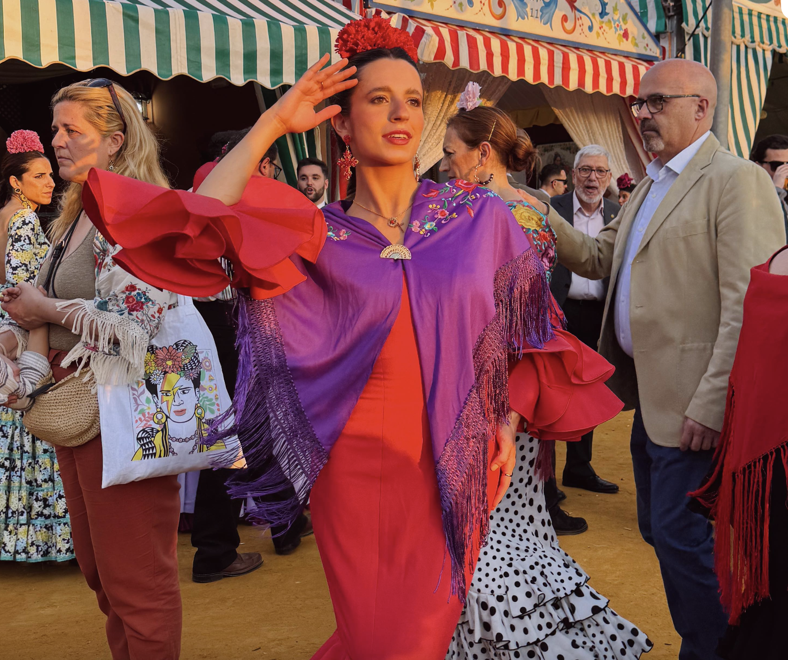 Olé! Constanza Ariza vestiu-se a rigor para a Feria de Abril – e estas outras 20 famosas também