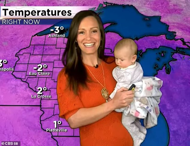 Meteorologista faz direto com filha bebé ao colo e derrete telespectadores. Veja o vídeo