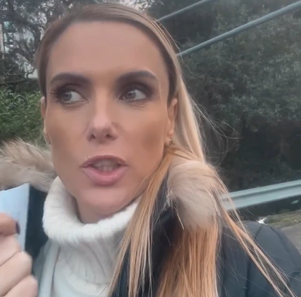 Filipa de Castro agredida por 3 pessoas no hospital quando tentava estacionar (VÍDEO)