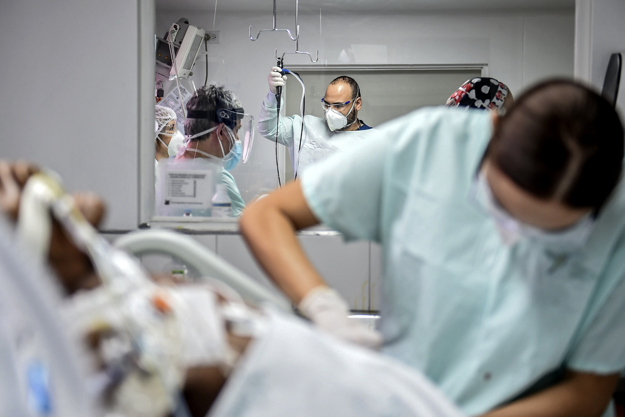 COVID-19. Há mais 8 mortes e 2.374 novos casos de infeção em Portugal